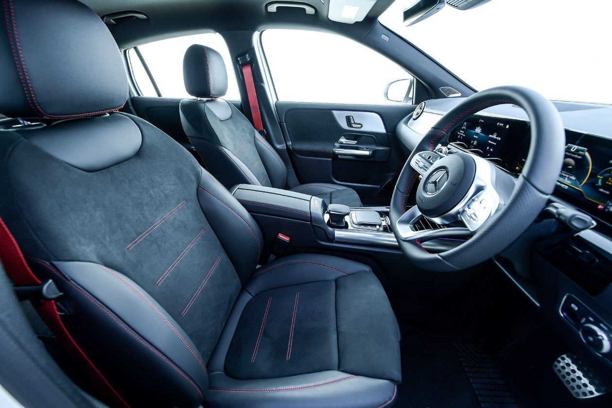 Mercedes-AMG GLA 35 4MATIC 2021 ra mắt tại Thái Lan ảnh 8 Mercedes-AMG GLA 35 4MATIC 2021 ra mat tai Thai Lan anh 8