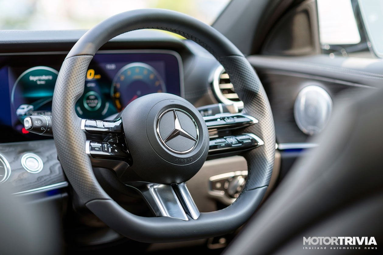 Mercedes-Benz E-Class 2021 ra mắt tại Thái Lan ảnh 6 Mercedes-Benz E-Class 2021 ra mat tai Thai Lan anh 6