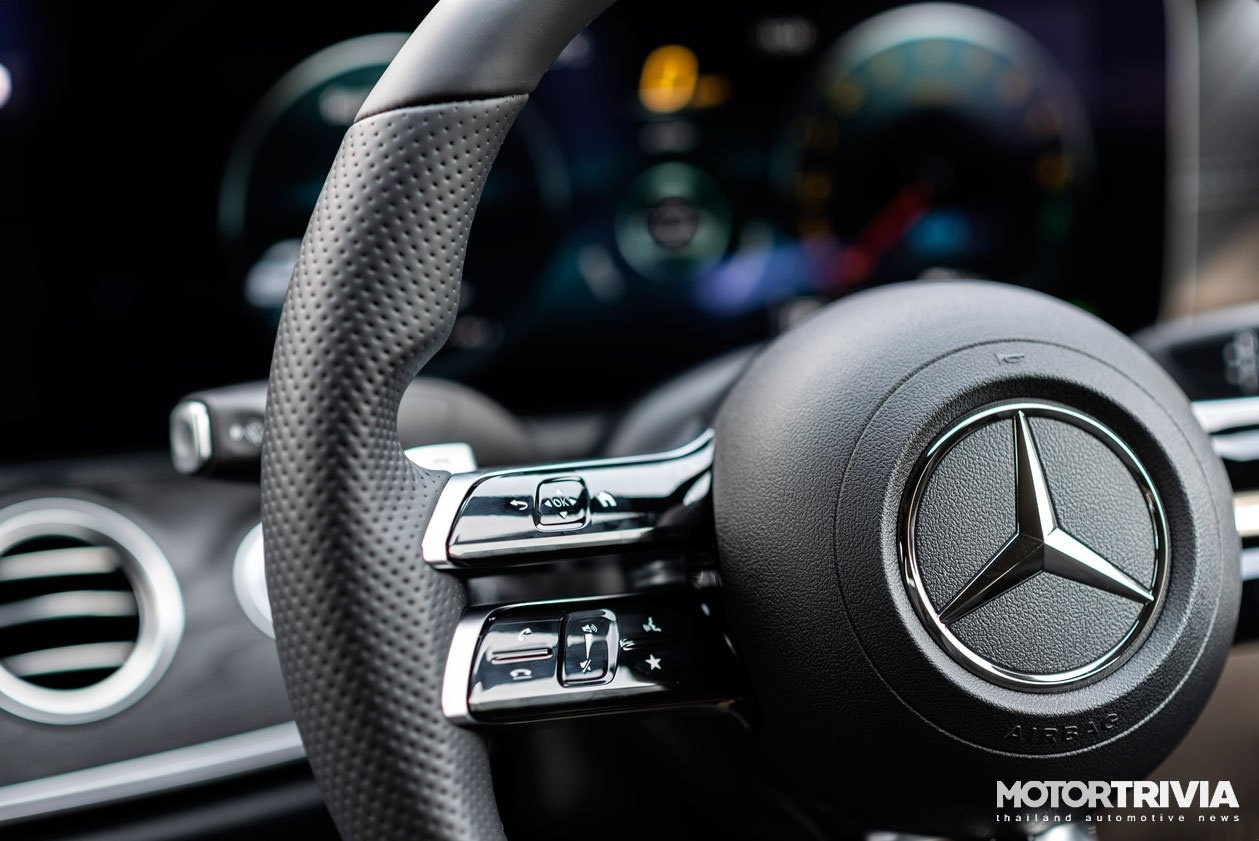 Mercedes-Benz E-Class 2021 ra mắt tại Thái Lan ảnh 8 Mercedes-Benz E-Class 2021 ra mat tai Thai Lan anh 8