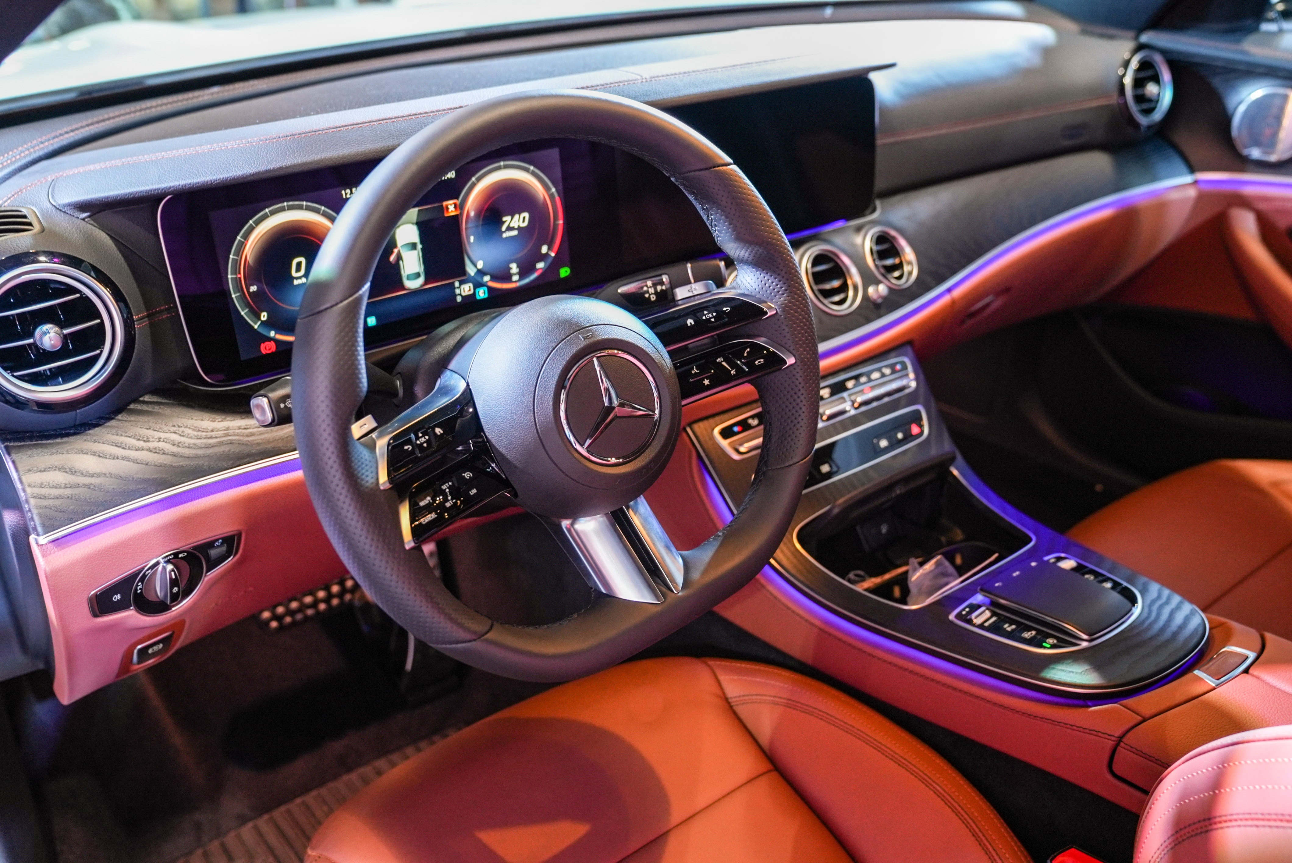 Mercedes-Benz E-Class 2021 anh 3