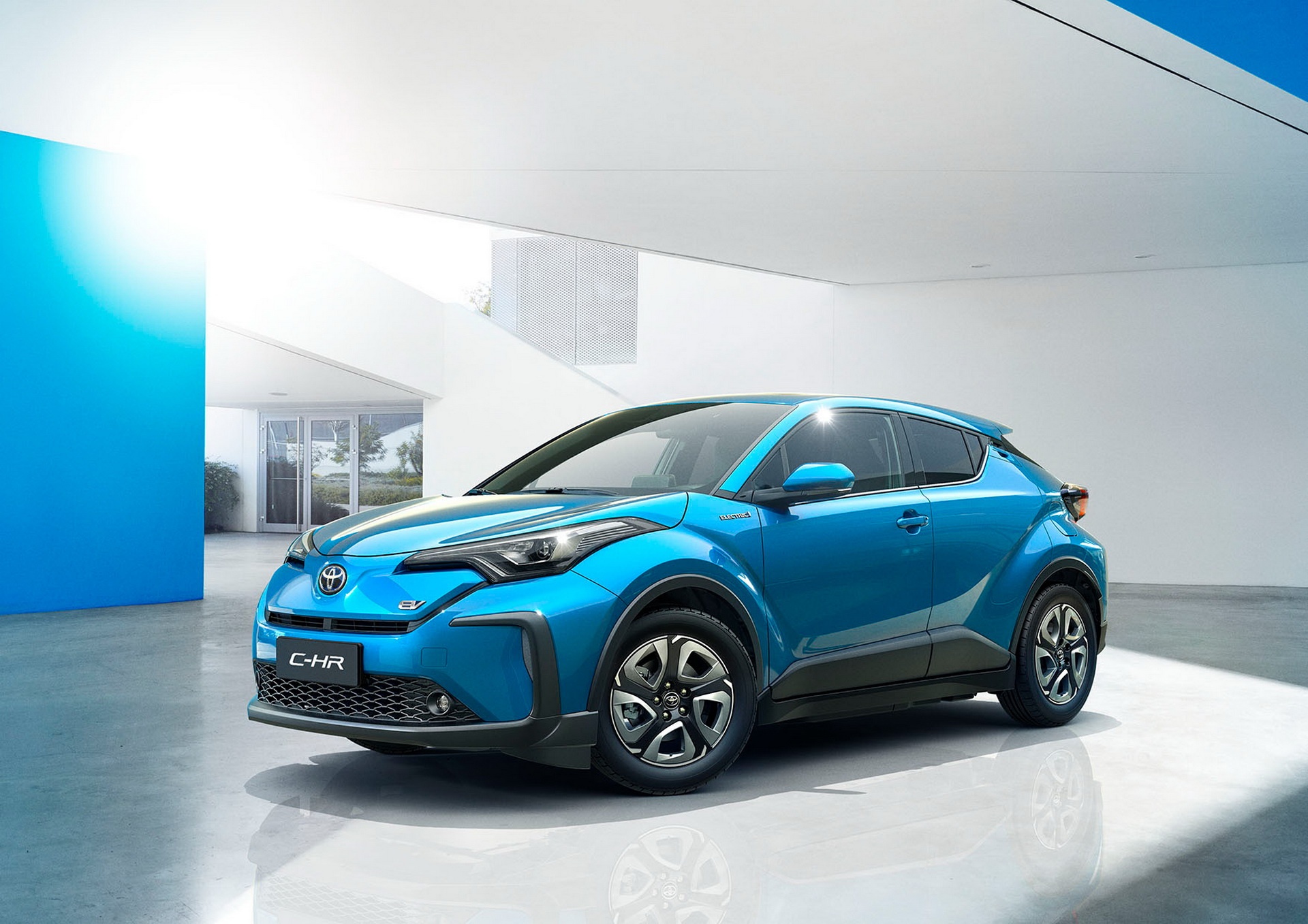 Toyota: 'Su phat trien nhanh chong cua xe dien se gap nhieu thu thach' hinh anh