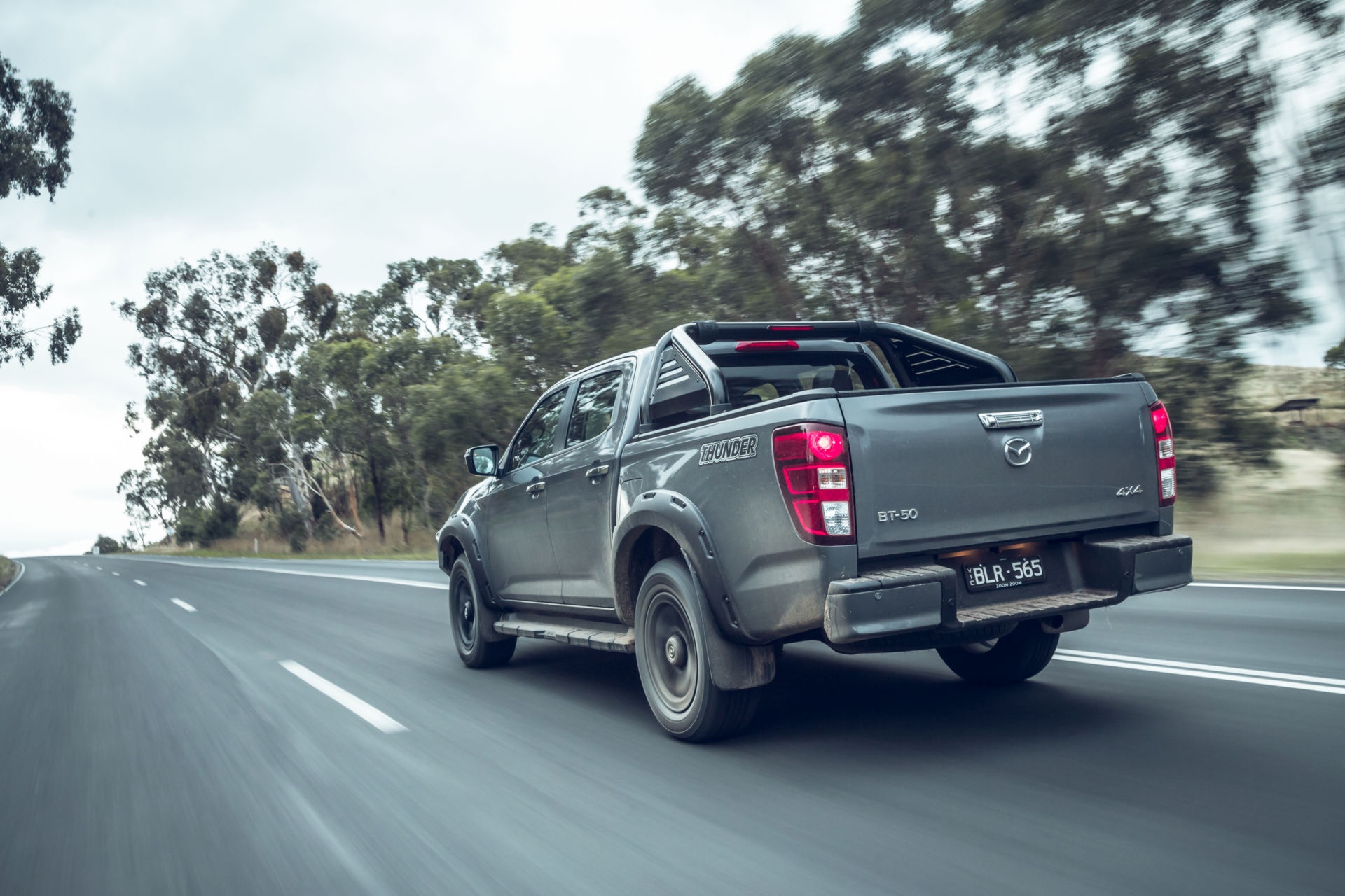 Mazda BT-50 Thunder dành riêng cho thị trường Australia ảnh 2 Mazda BT-50 Thunder danh rieng cho thi truong Australia anh 2