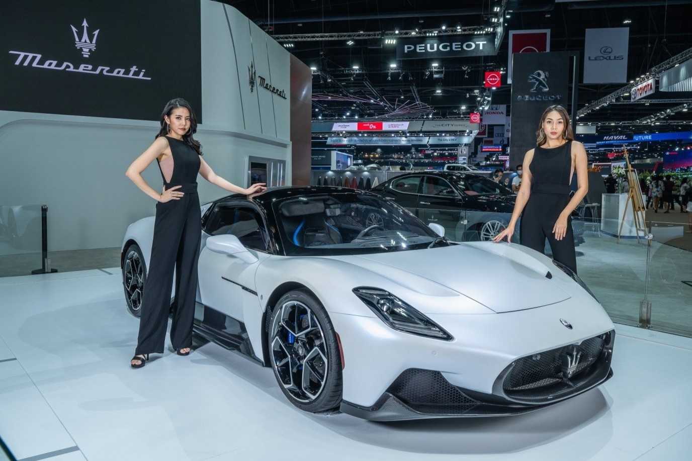 Nhung sieu xe, xe sieu sang noi bat tai Trien lam Bangkok 2021 hinh anh