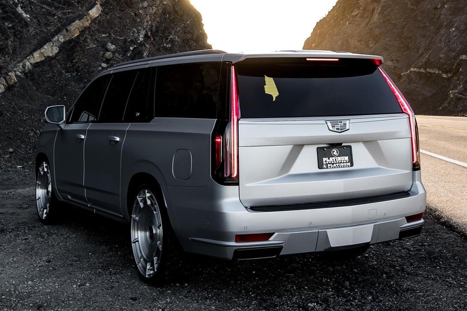 Cadillac Escalade Platinum ESV 2021 của Kim Kardashian ảnh 4 Cadillac Escalade Platinum ESV 2021 cua Kim Kardashian anh 4