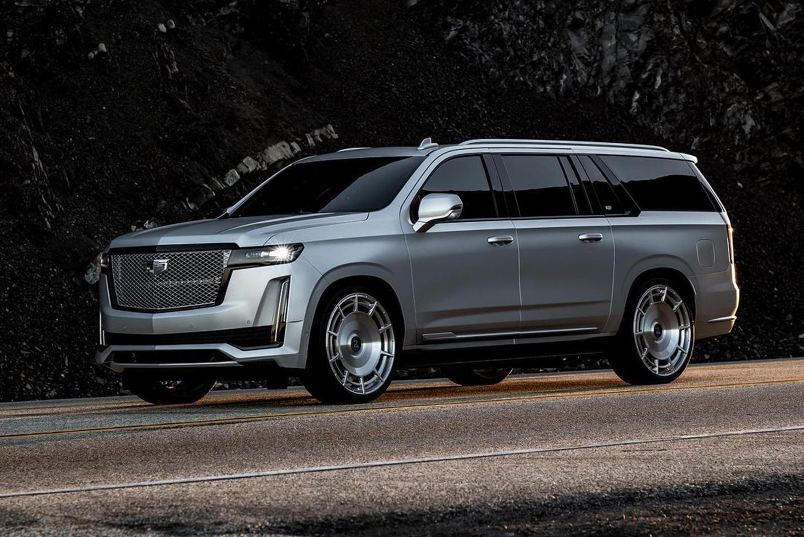 Cadillac Escalade Platinum ESV 2021 của Kim Kardashian ảnh 3 Cadillac Escalade Platinum ESV 2021 cua Kim Kardashian anh 3