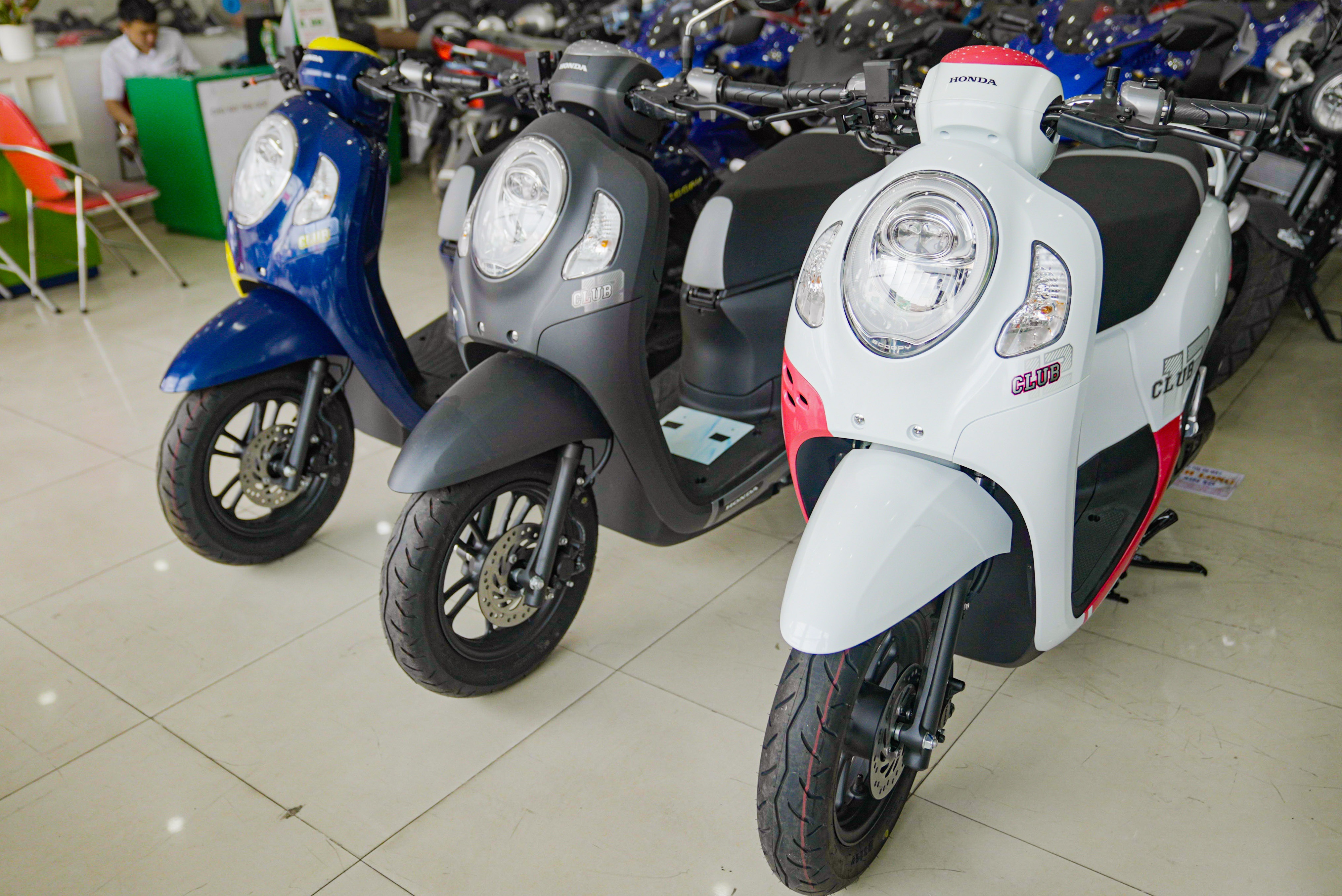 Honda Scoopy 2021 nhập khẩu Thái Lan giá 74 triệu đồng ảnh 2 Honda Scoopy 2021 nhap khau Thai Lan gia 74 trieu dong anh 2