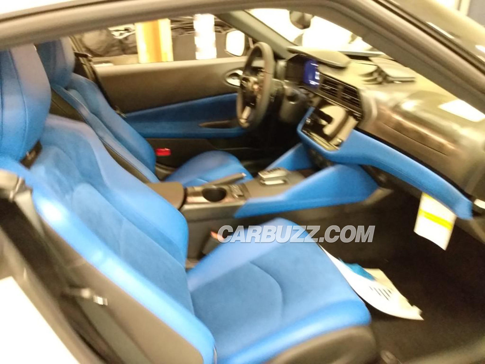 Lo anh thuc te Nissan Z anh 4