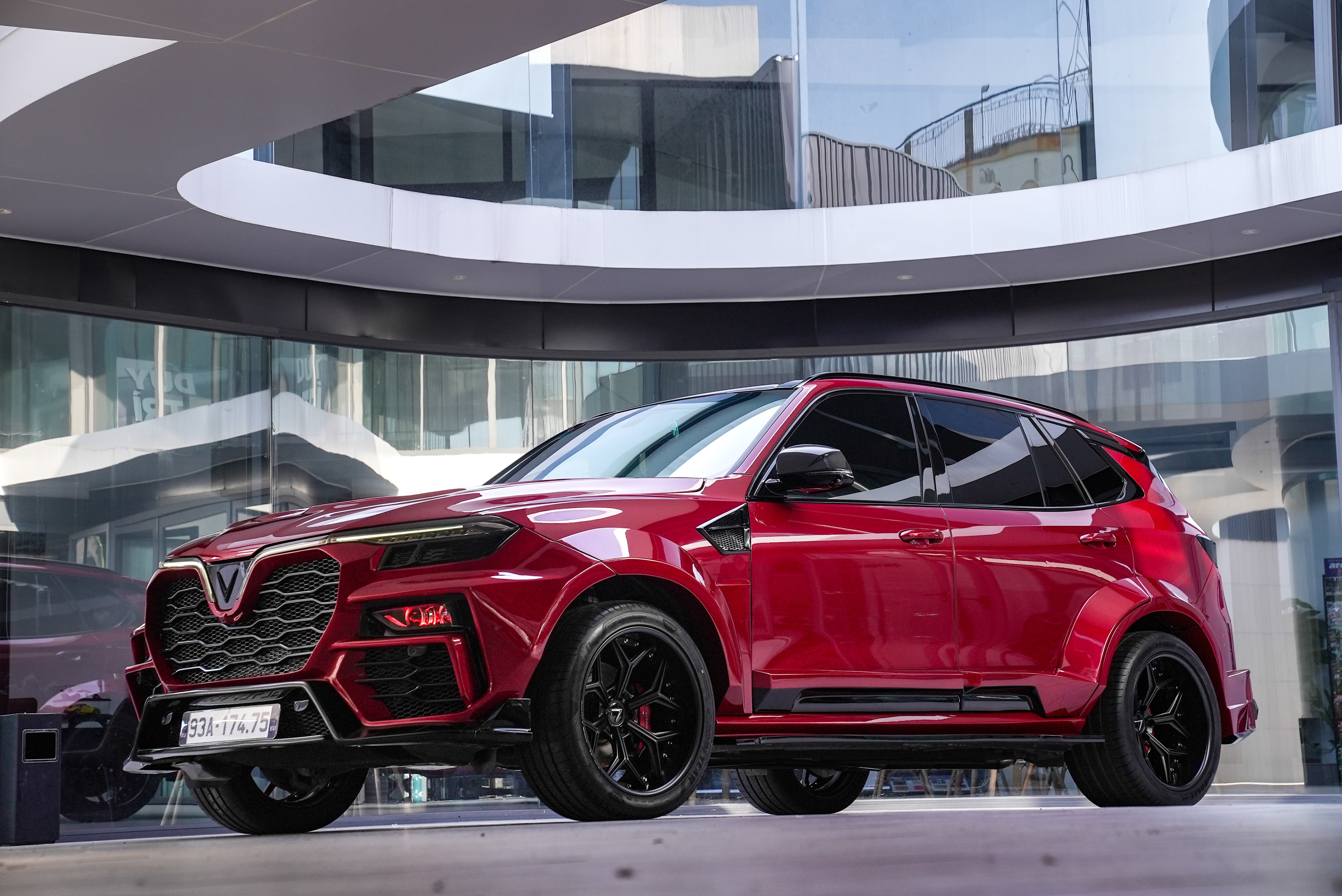 VinFast Lux SA2.0 do theo phong cach cua sieu SUV Lamborghini Urus hinh anh