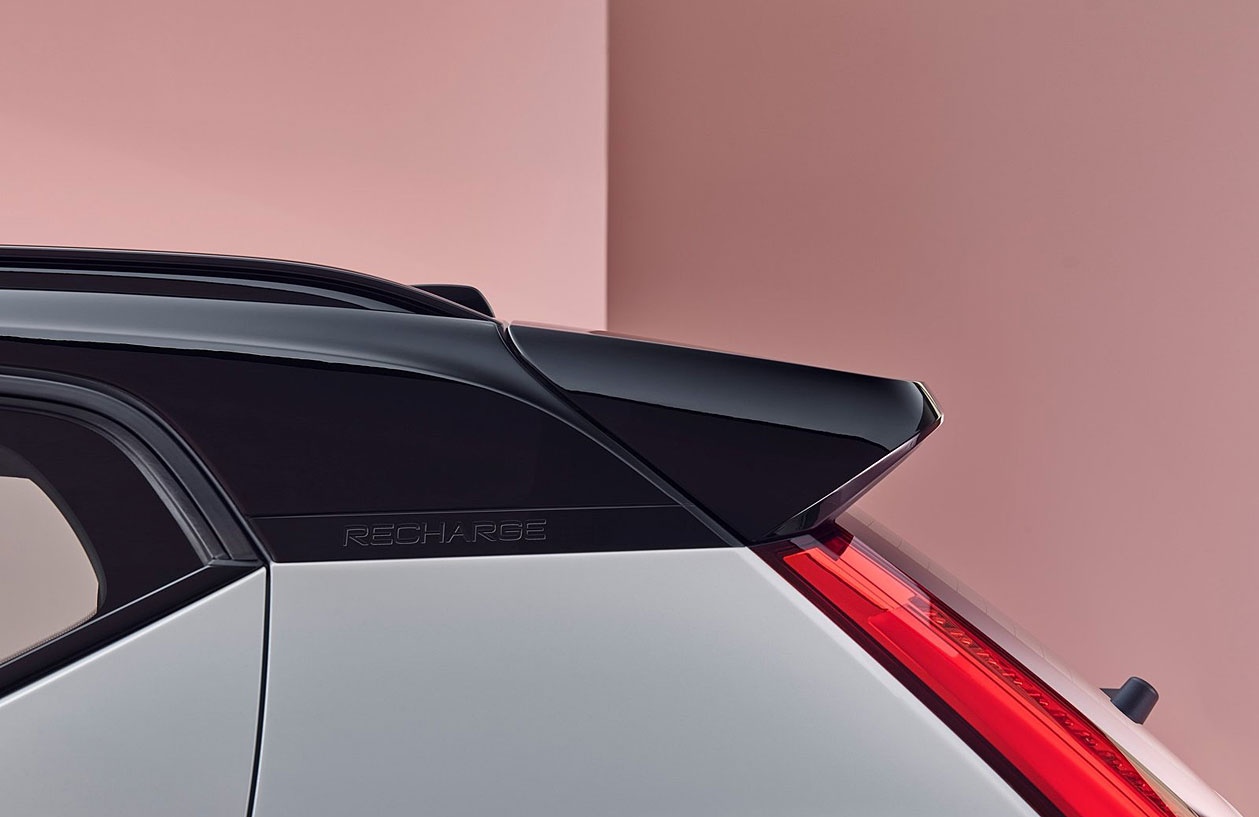 Volvo XC40 Recharge sap ra mat tai Thai Lan anh 3