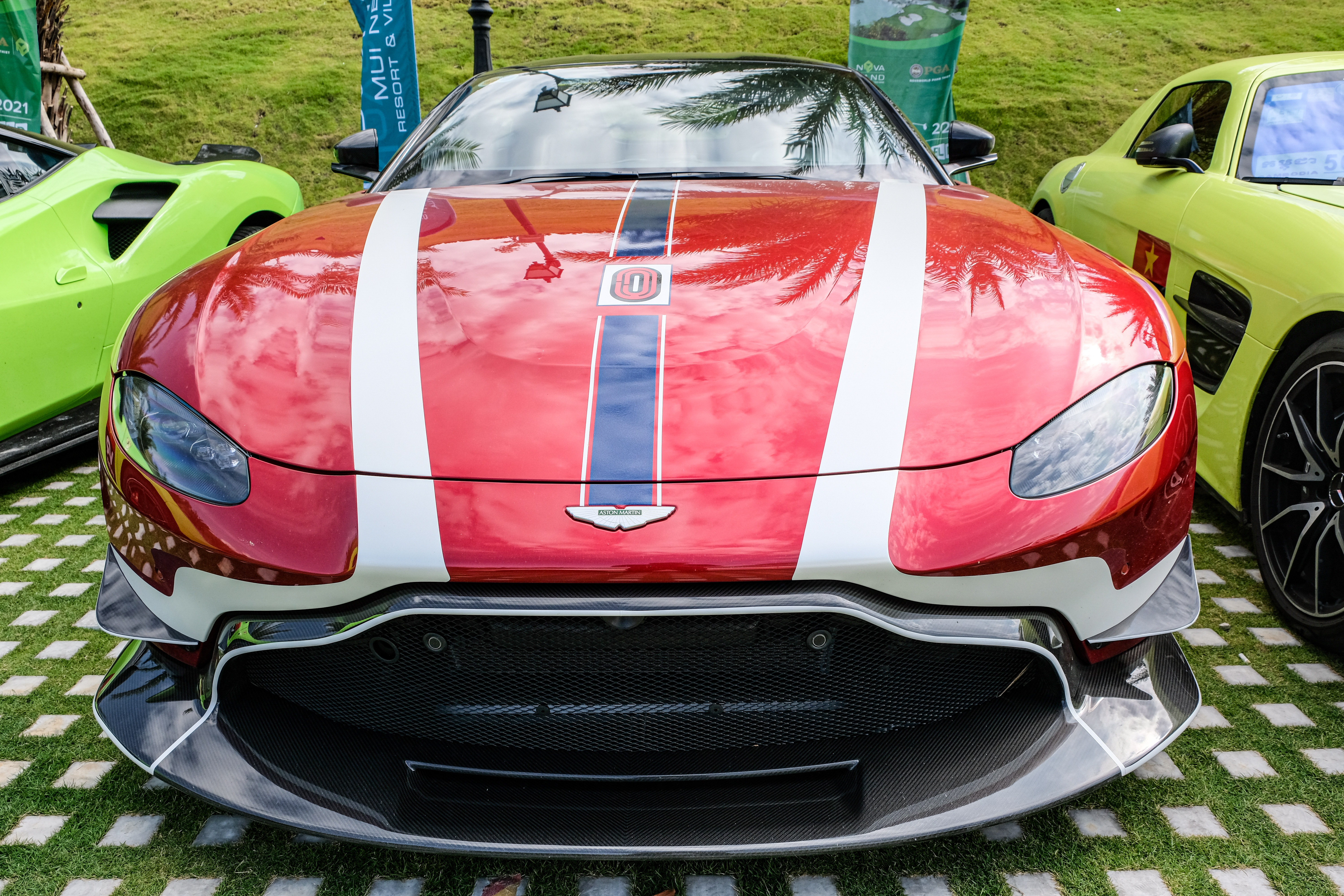 Pagani Huayra khong lan banh trong hanh trinh sieu xe anh 7