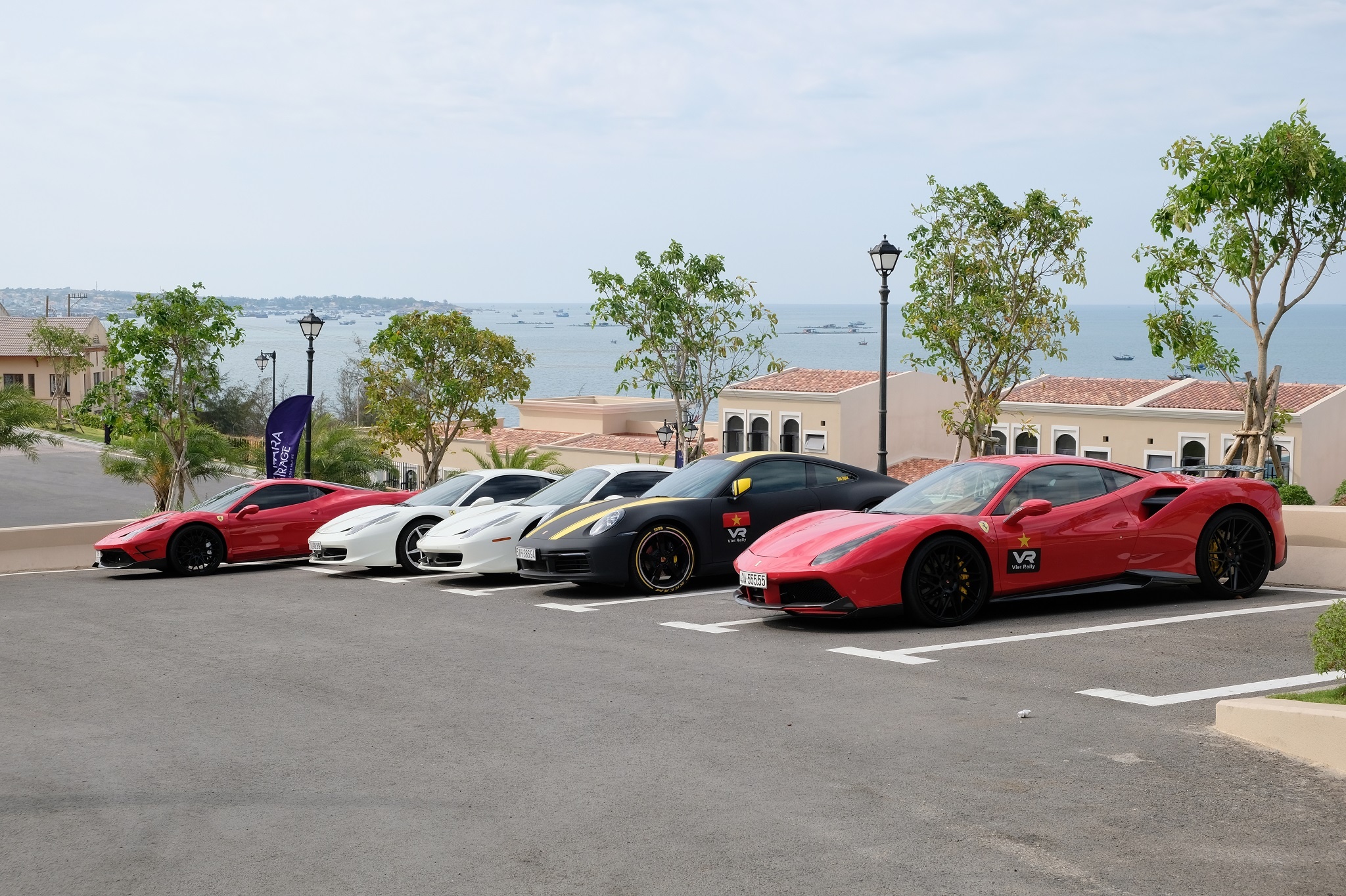 Pagani Huayra khong lan banh trong hanh trinh sieu xe anh 13