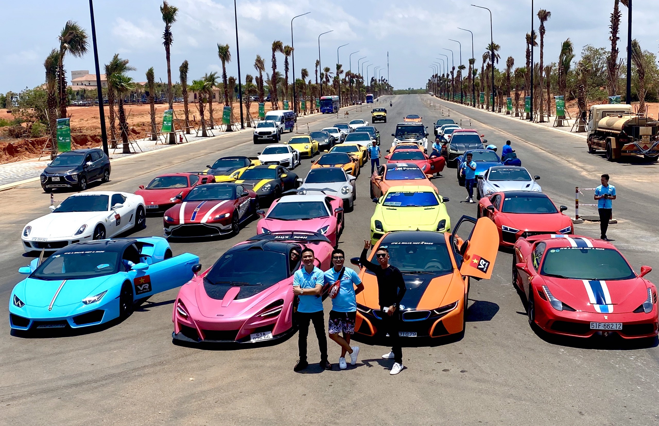 Pagani Huayra khong lan banh trong hanh trinh sieu xe anh 14