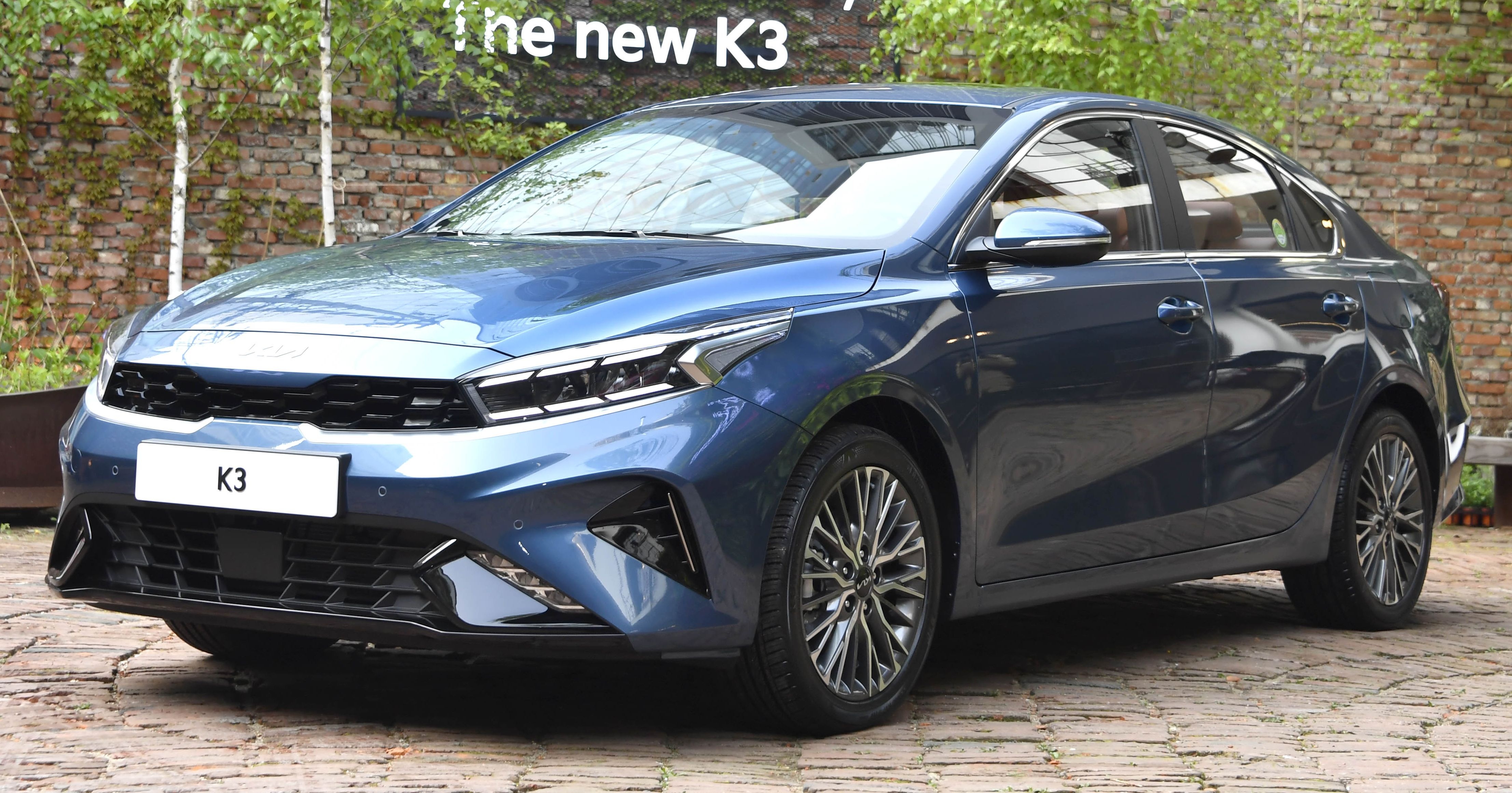 Kia Cerato facelift 2021 chính thức ra mắt  ảnh 1 Kia Cerato facelift 2021 chinh thuc ra mat anh 1