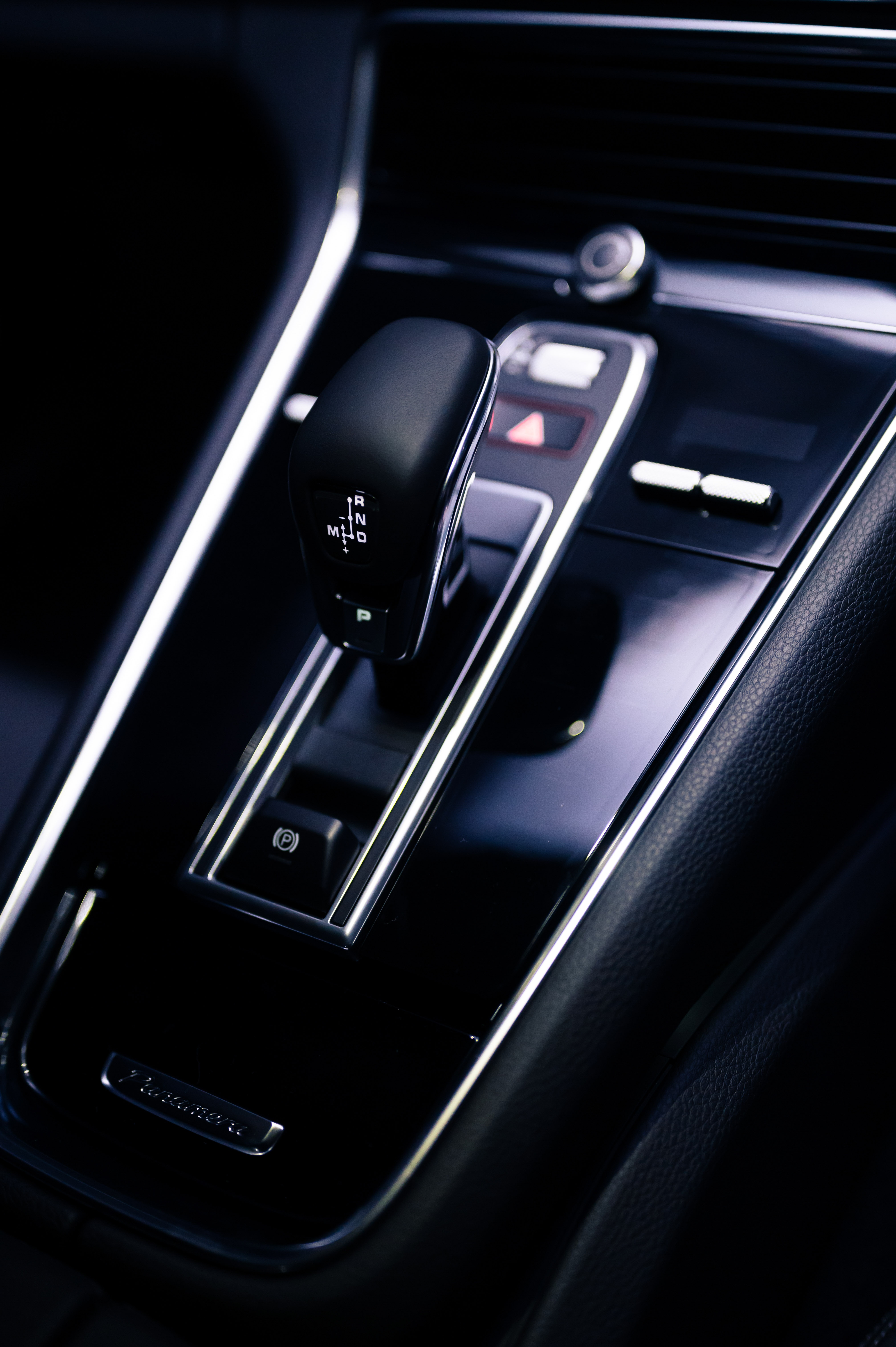 Porsche Panamera facelift 2021 vua ra mat tai Malaysia anh 5