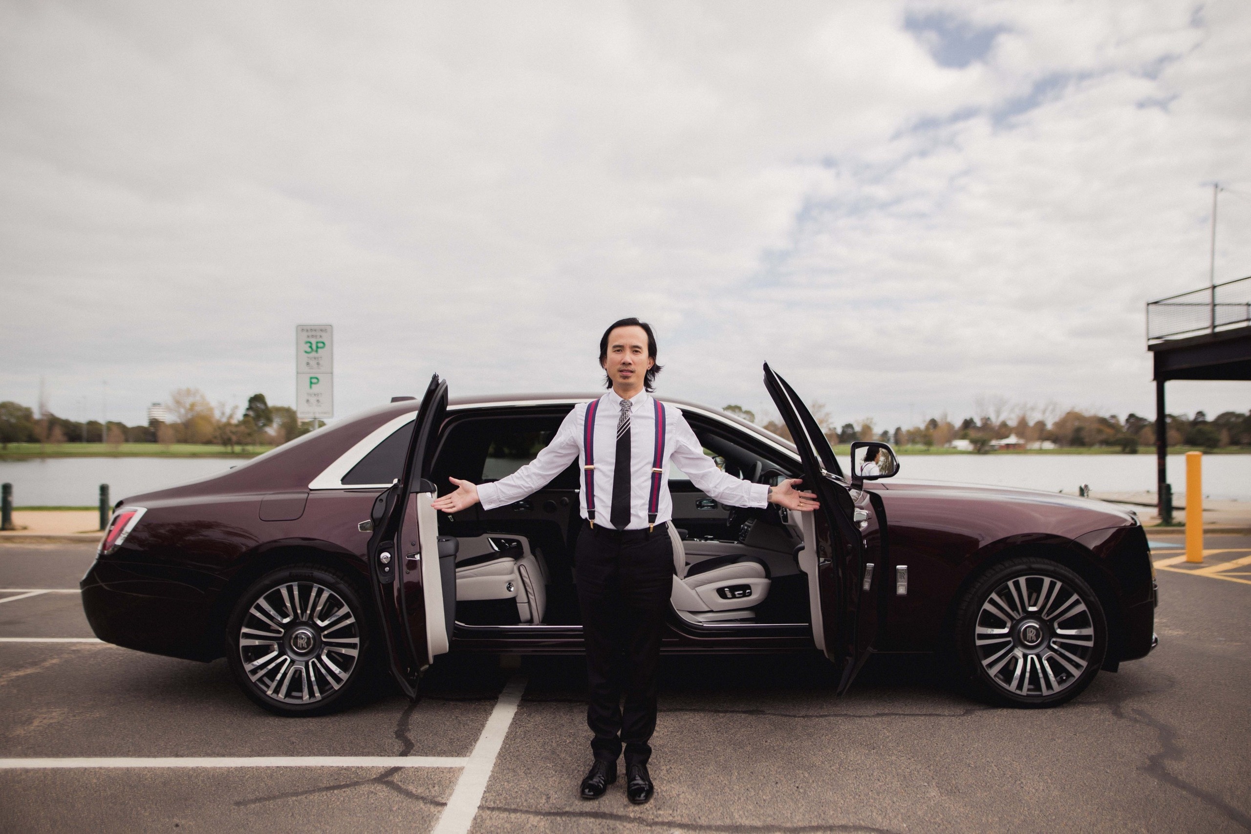 Trai nghiem Rolls-Royce Ghost 2021 phien ban 'full option' hinh anh