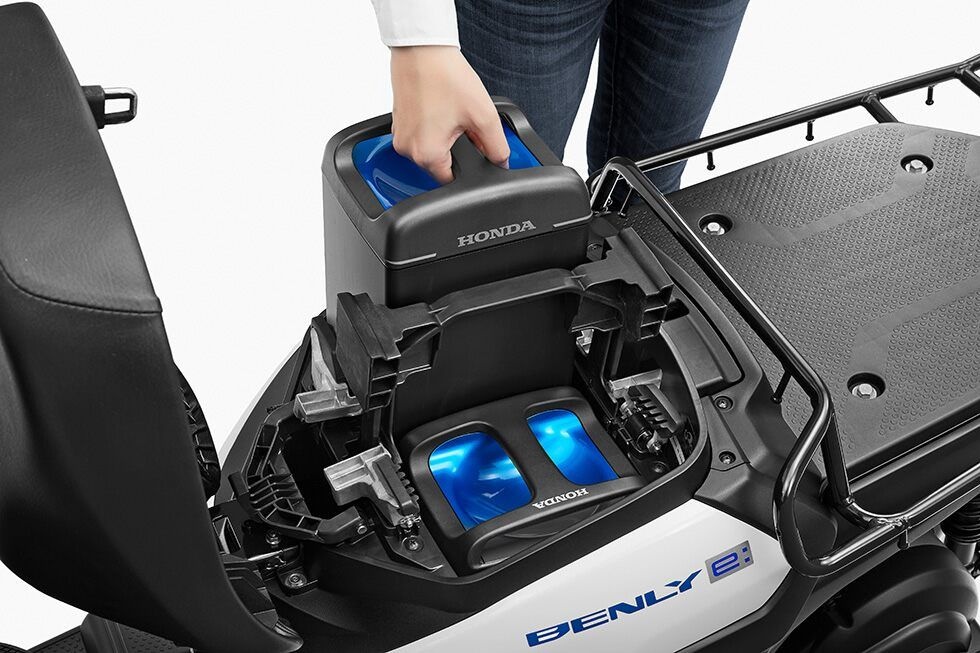 Chi tiết 3 mẫu xe máy điện của Honda ảnh 10 Chi tiet 3 mau xe may dien cua Honda anh 10