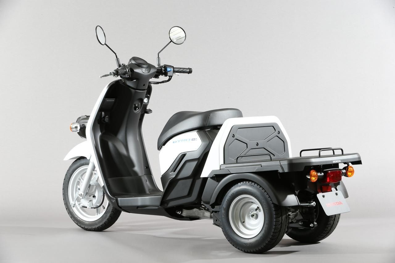 Chi tiết 3 mẫu xe máy điện của Honda ảnh 6 Chi tiet 3 mau xe may dien cua Honda anh 6