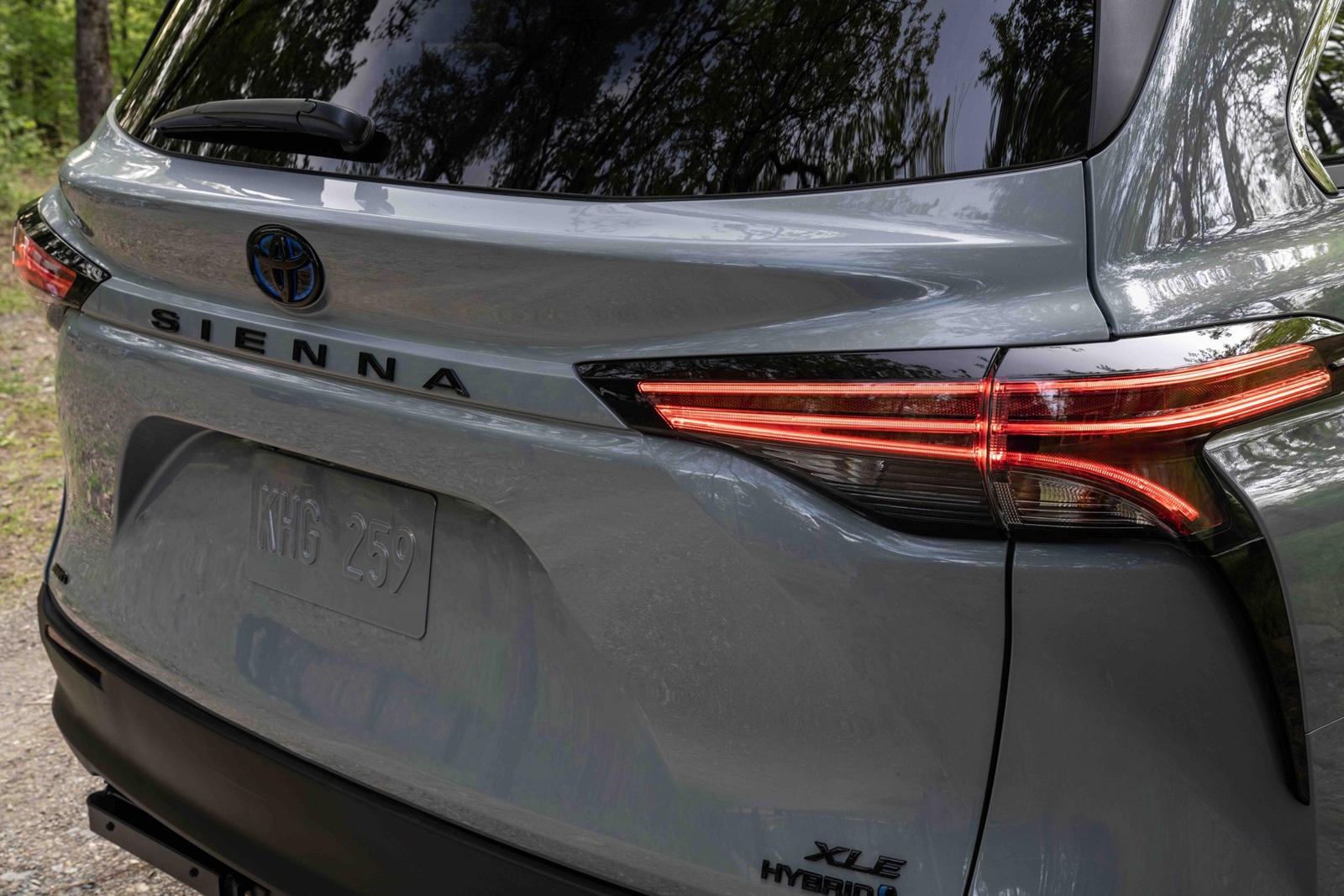 Toyota Sienna Woodland Special Edition ra mắt ảnh 5 Toyota Sienna Woodland Special Edition ra mat anh 5