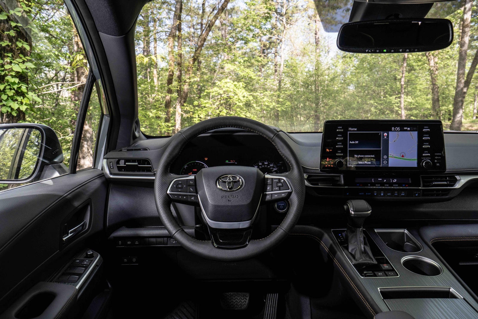 Toyota Sienna Woodland Special Edition ra mắt ảnh 13 Toyota Sienna Woodland Special Edition ra mat anh 13