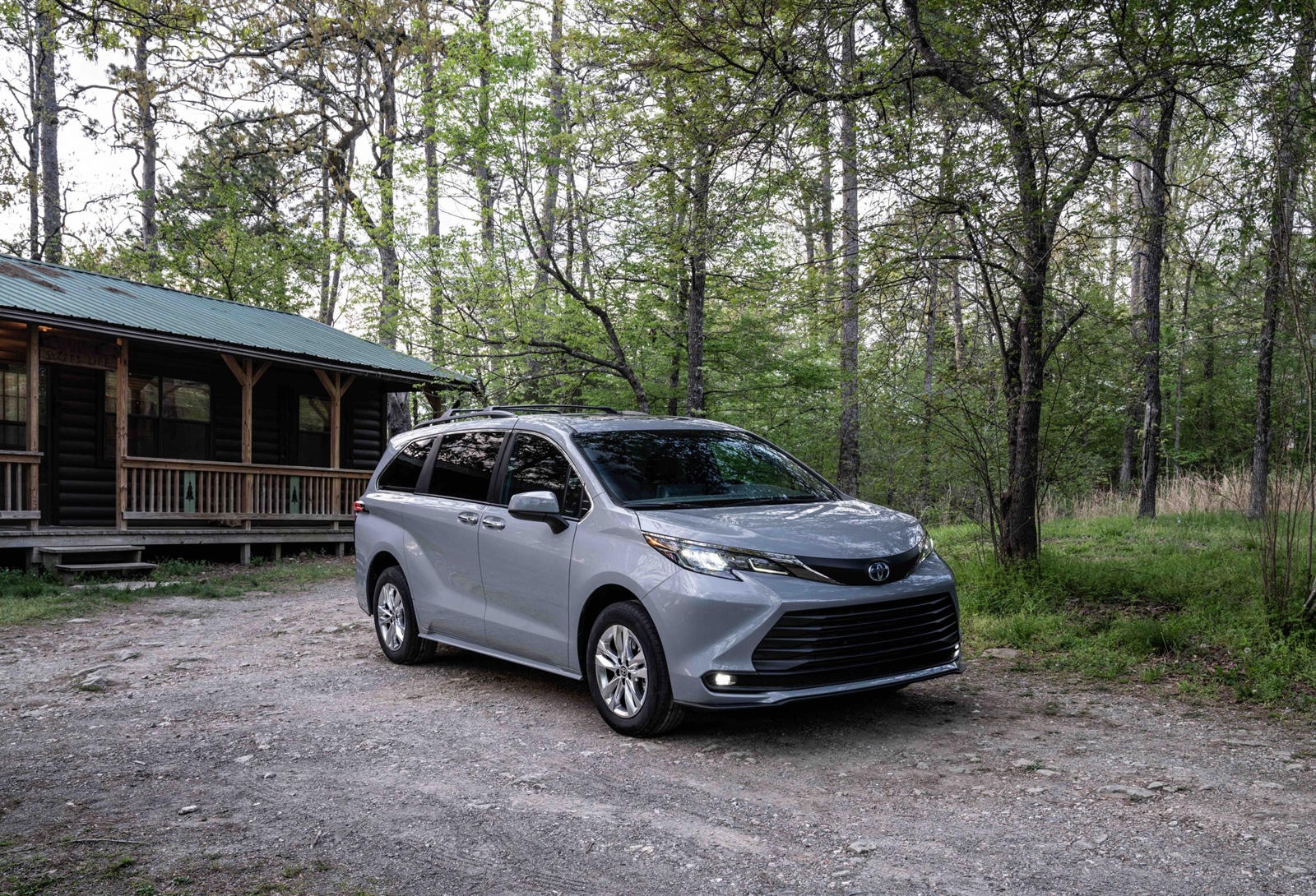 Toyota Sienna Woodland Special Edition ra mắt ảnh 10 Toyota Sienna Woodland Special Edition ra mat anh 10