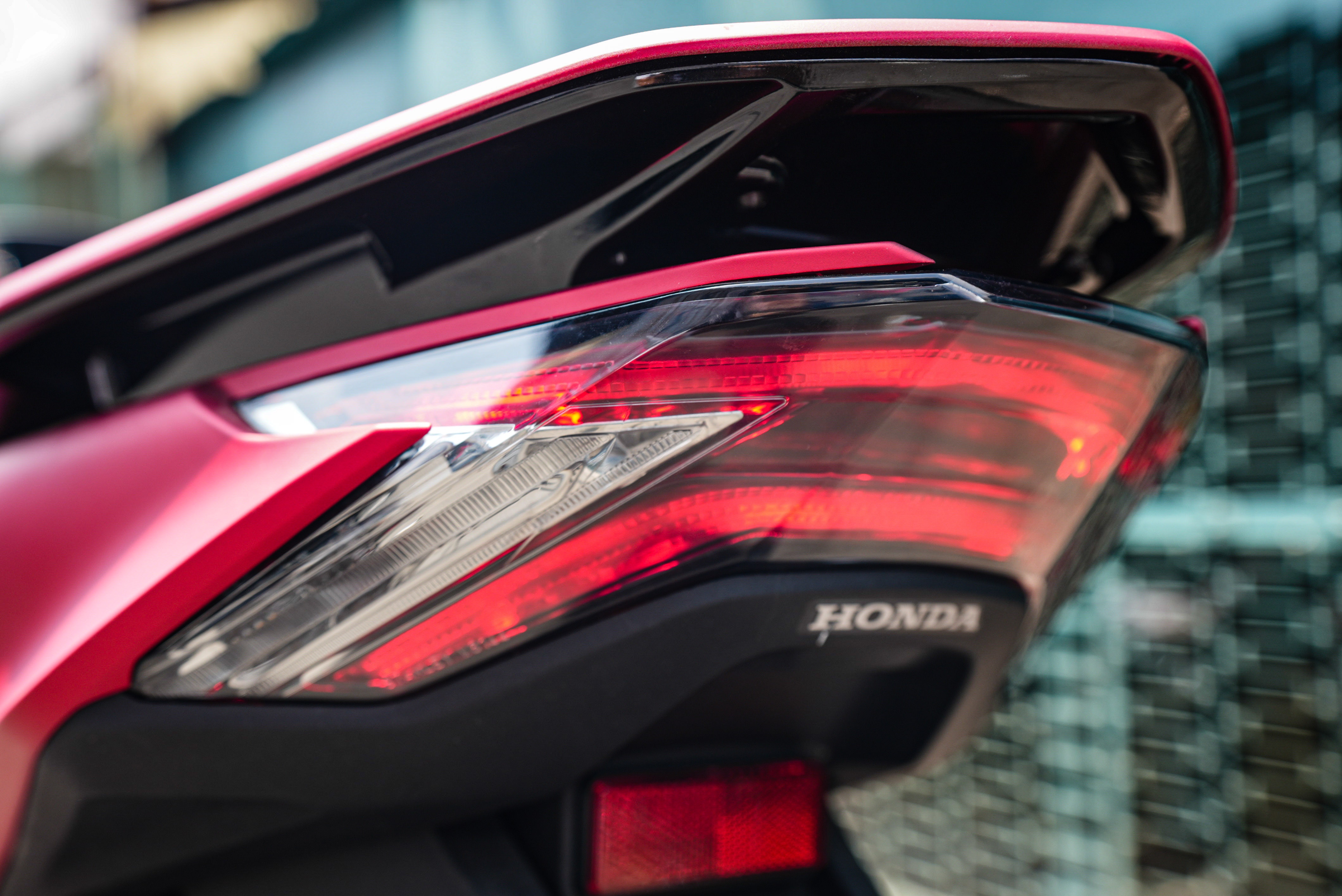 Honda PCX 160 đầu tiên về Việt Nam ảnh 7 Honda PCX 160 dau tien ve Viet Nam anh 7