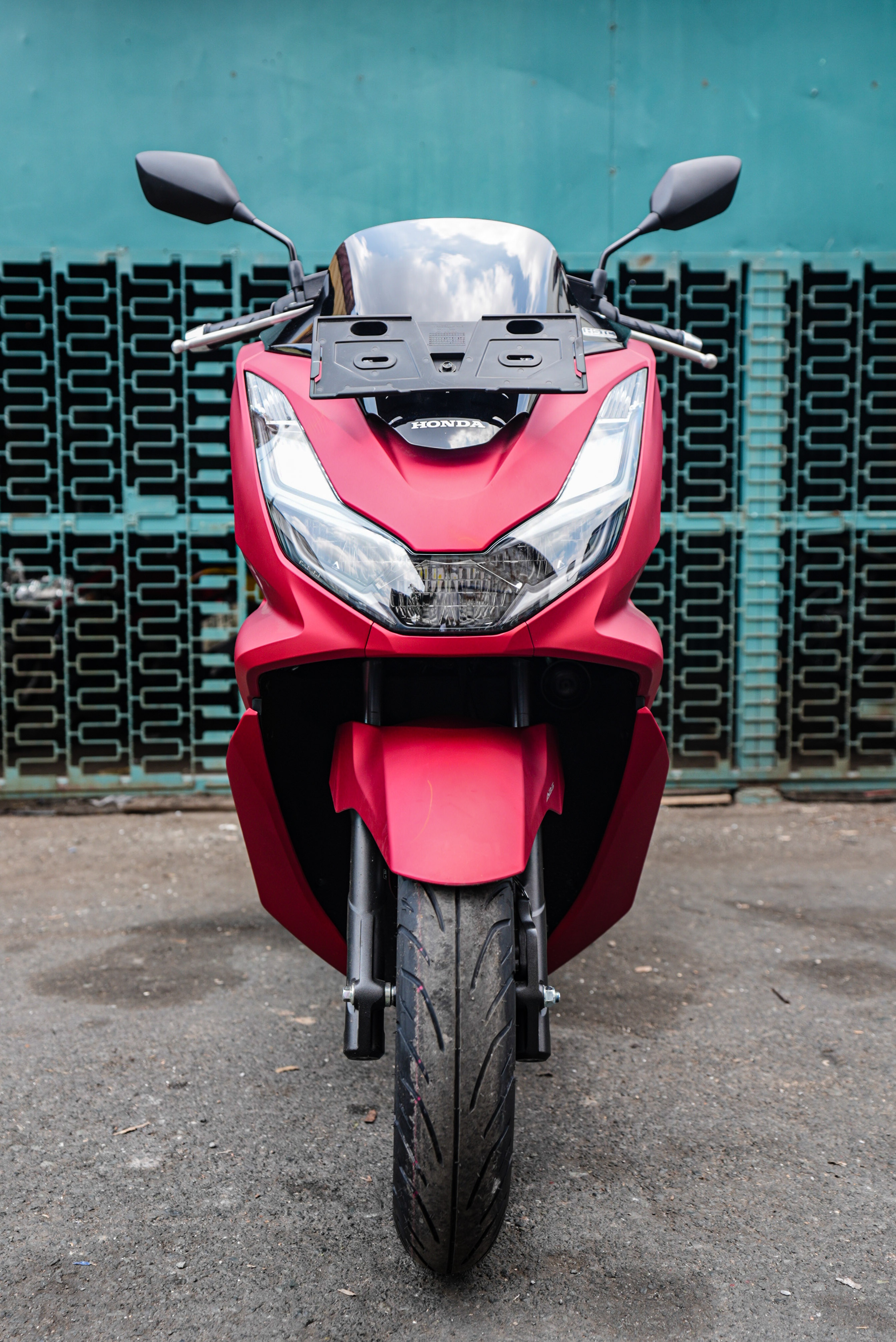 Honda PCX 160 đầu tiên về Việt Nam ảnh 4 Honda PCX 160 dau tien ve Viet Nam anh 4