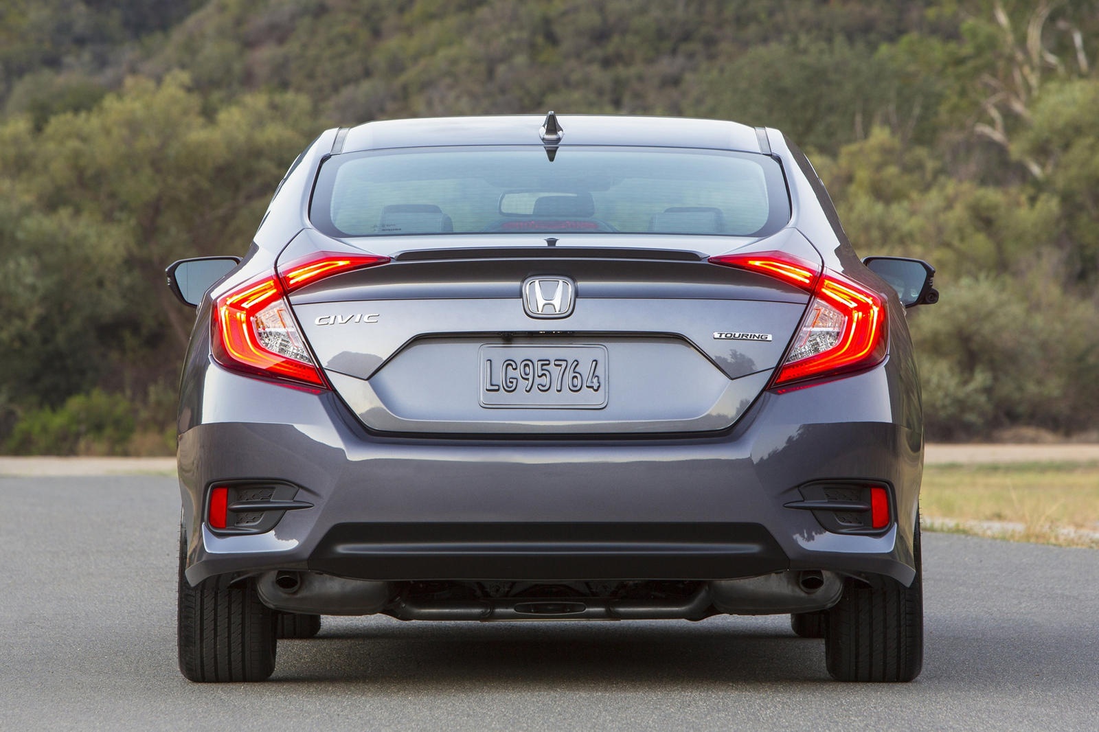 So sánh Honda Civic 2022 và đời cũ ảnh 8 So sanh Honda Civic 2022 va doi cu anh 8