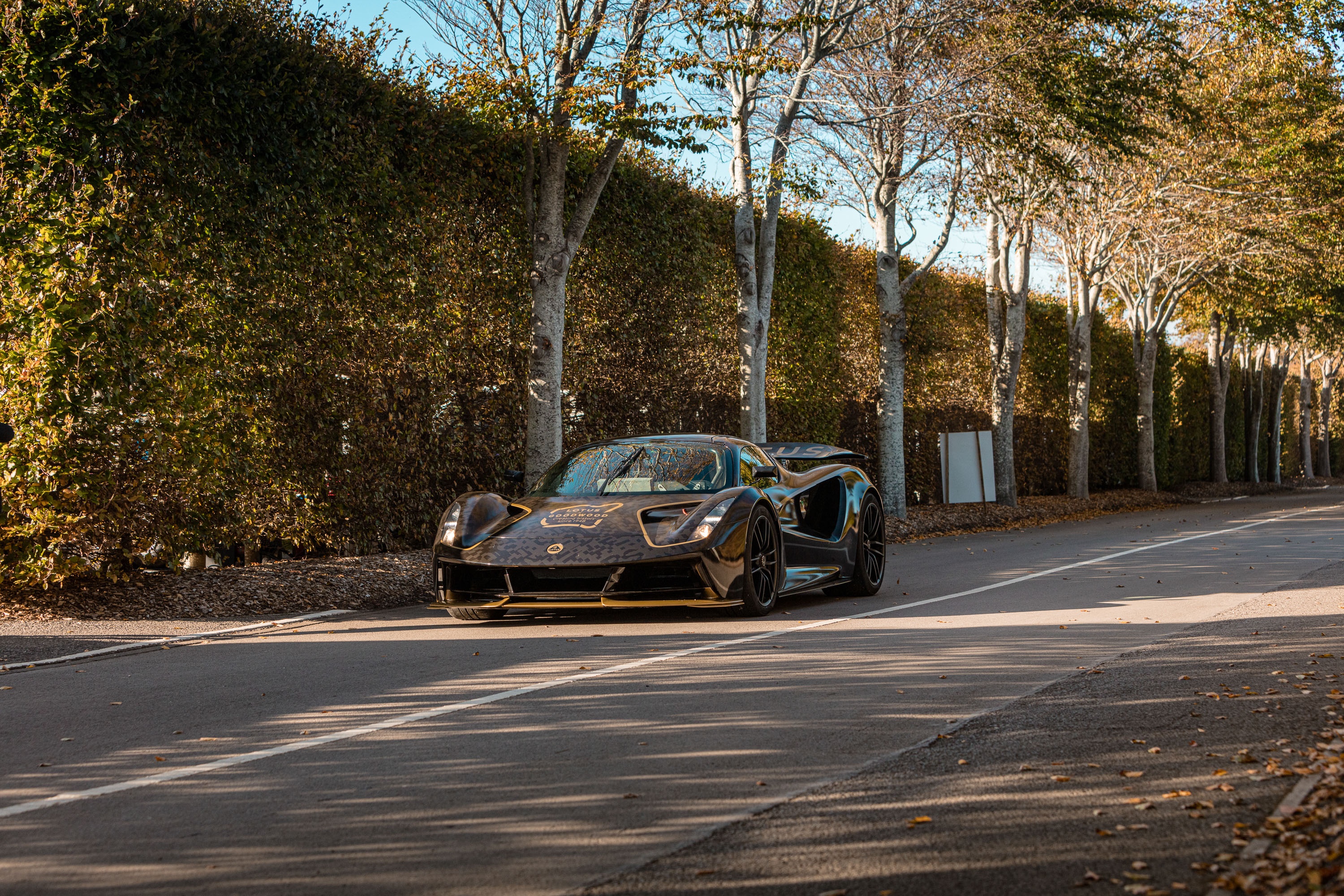 Sieu xe dien Lotus Evija mo ban tai Malaysia anh 8