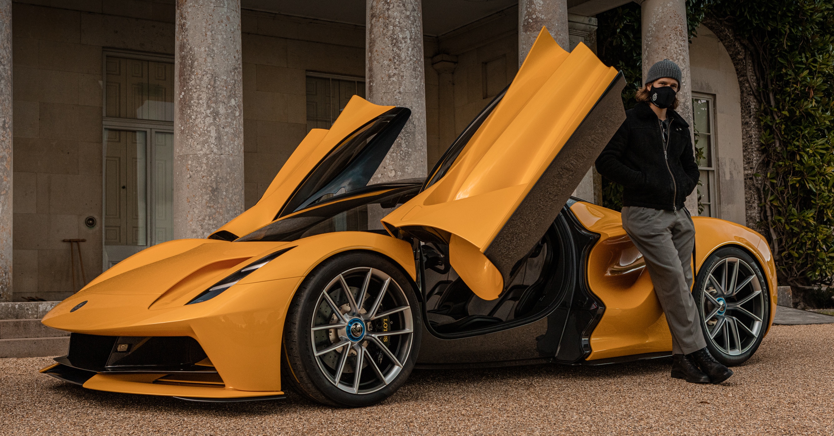 Sieu xe dien Lotus Evija mo ban tai Malaysia anh 3