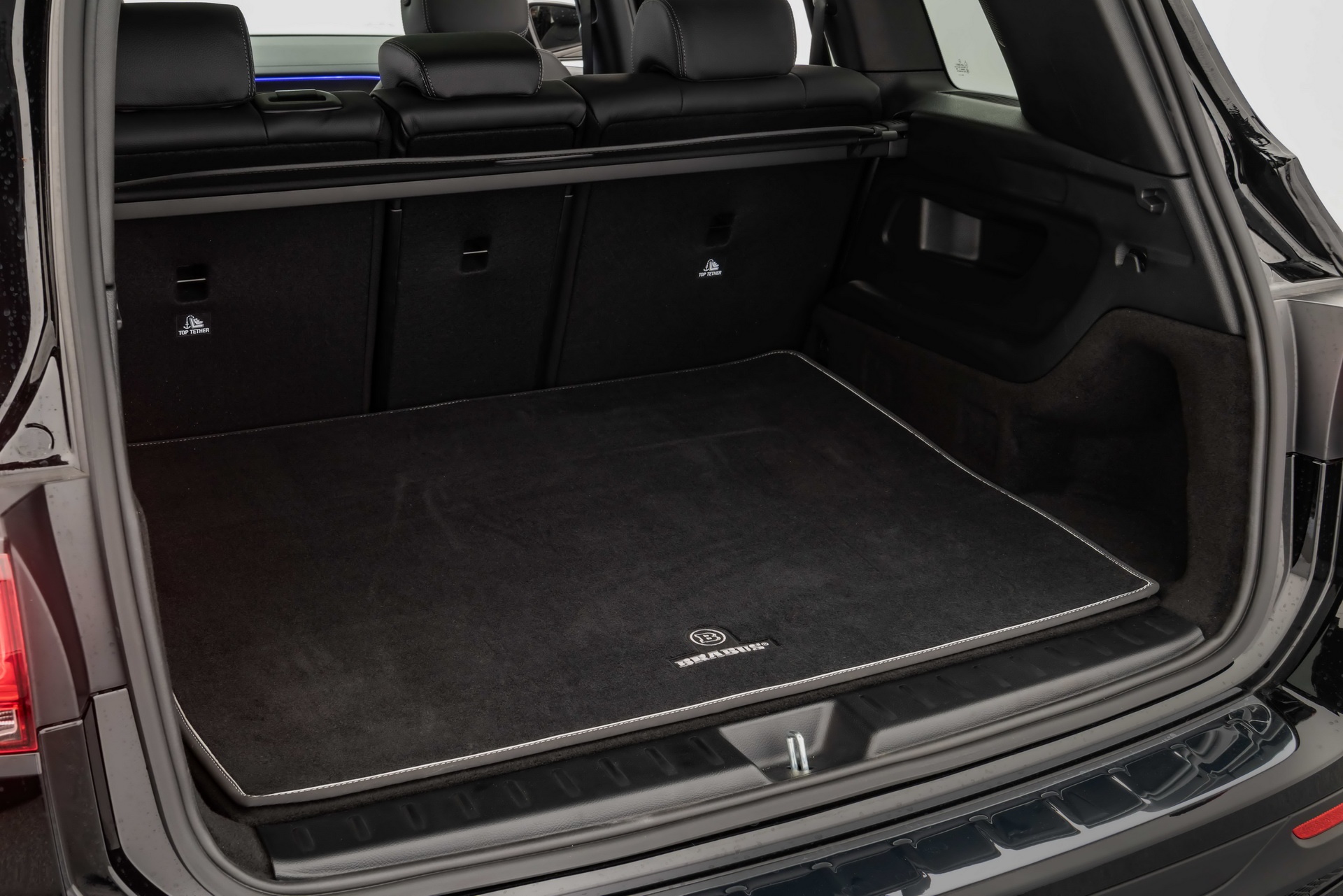 Ban do Mercedes-Benz GLB gia gan 100.000 USD anh 14