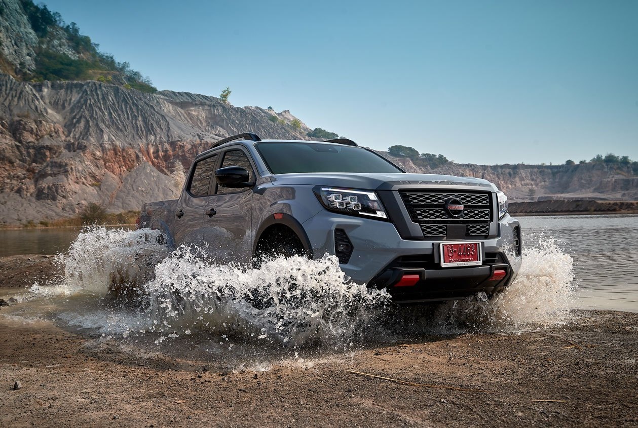 Nissan Navara 2021 co 4 phien ban tai Viet Nam anh 2