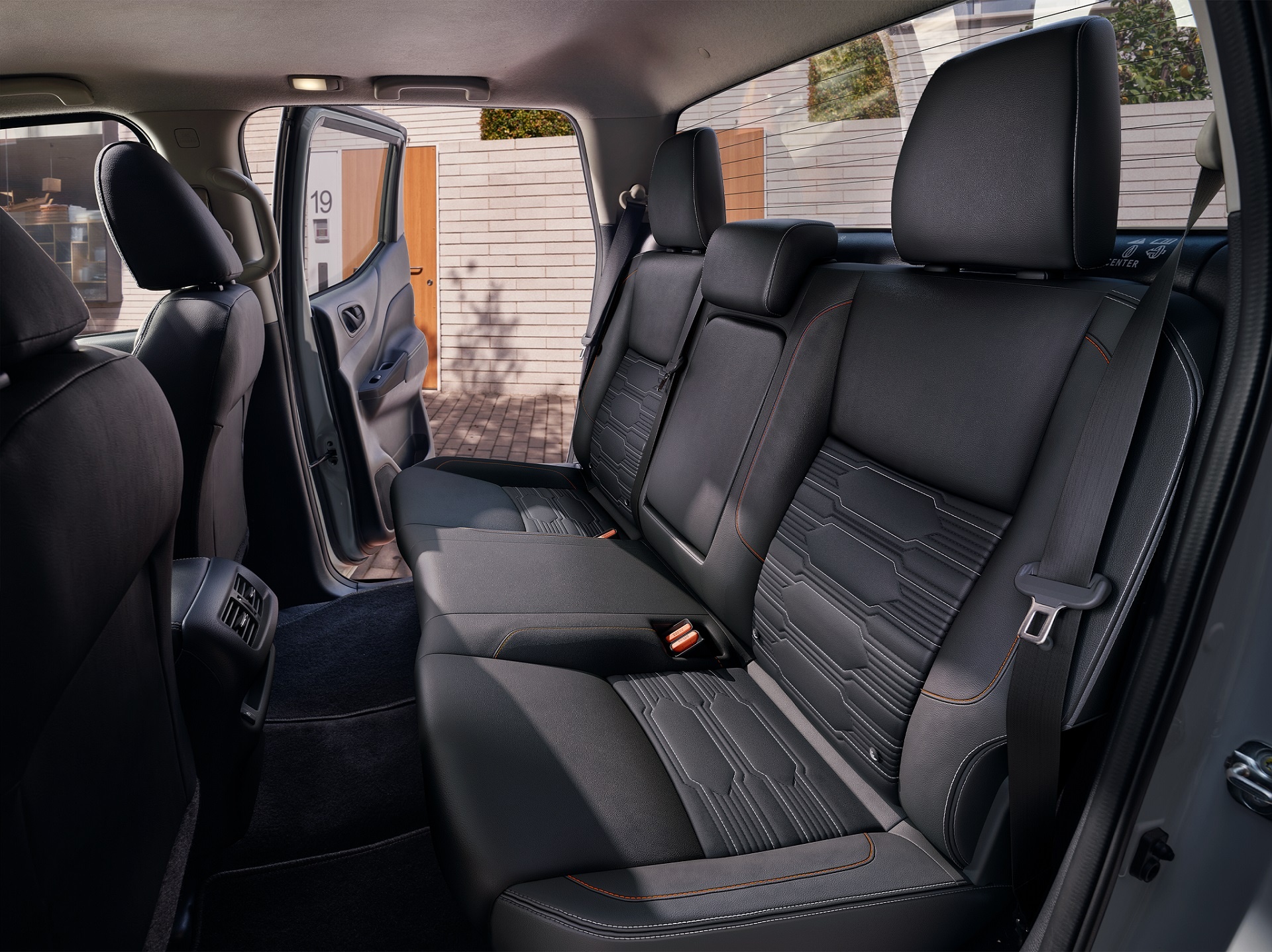 Nissan Navara 2021 ra mat tai Viet Nam anh 5