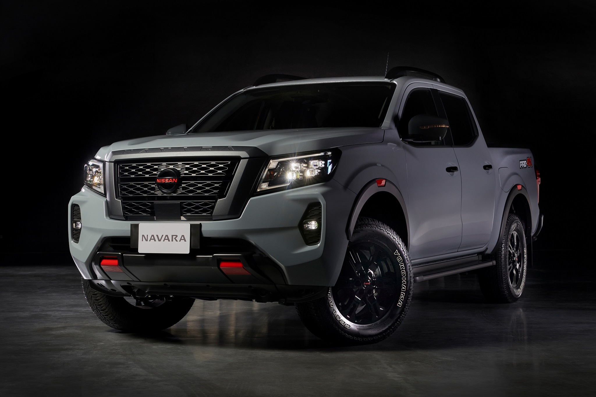 Nissan Navara 2021 co du suc canh tranh khi gia cao nhat phan khuc? hinh anh