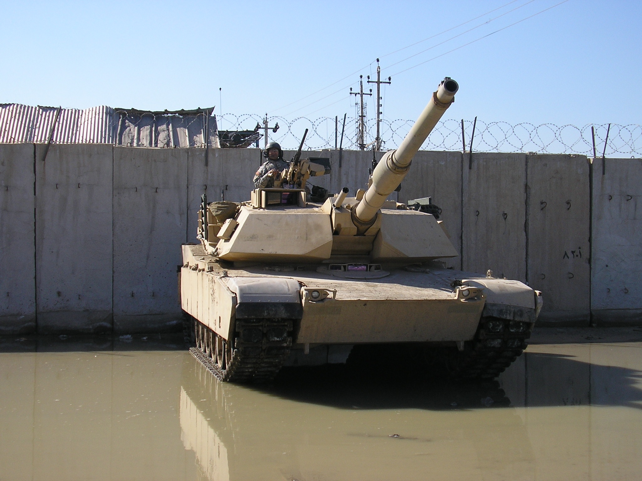 Nhung mau xe chu luc cua Thuy quan luc chien My anh 2