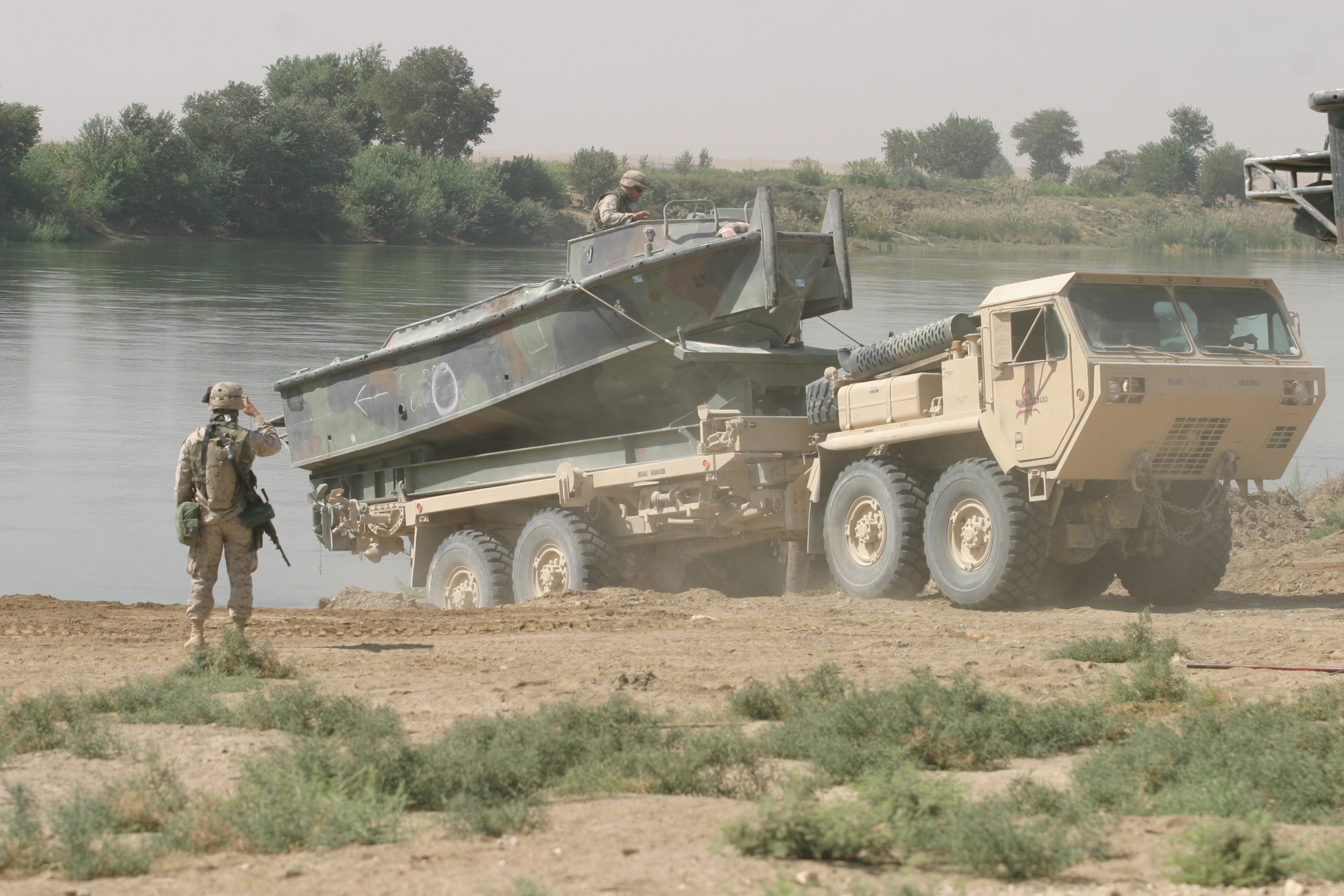 Nhung mau xe chu luc cua Thuy quan luc chien My anh 12