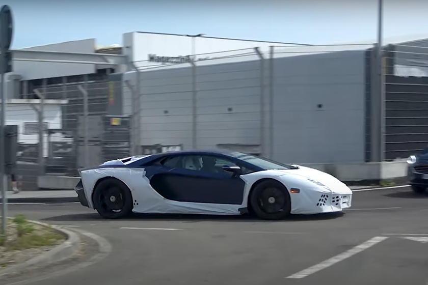 Lamborghini Aventador phien ban cuoi cung duoc thu nghiem hinh anh