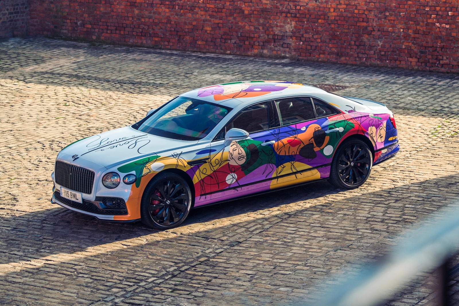 Bentley Uniflying Spur ra mắt ảnh 1 Bentley Uniflying Spur ra mat anh 1
