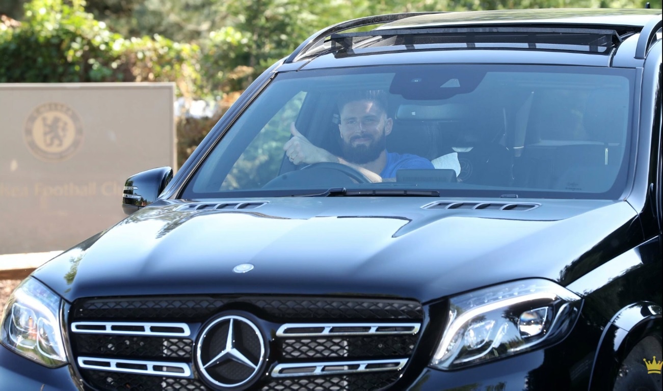 Olivier Giroud ăn đứt Mbappe về chơi xe ảnh 7 Olivier Giroud an dut Mbappe ve choi xe anh 7