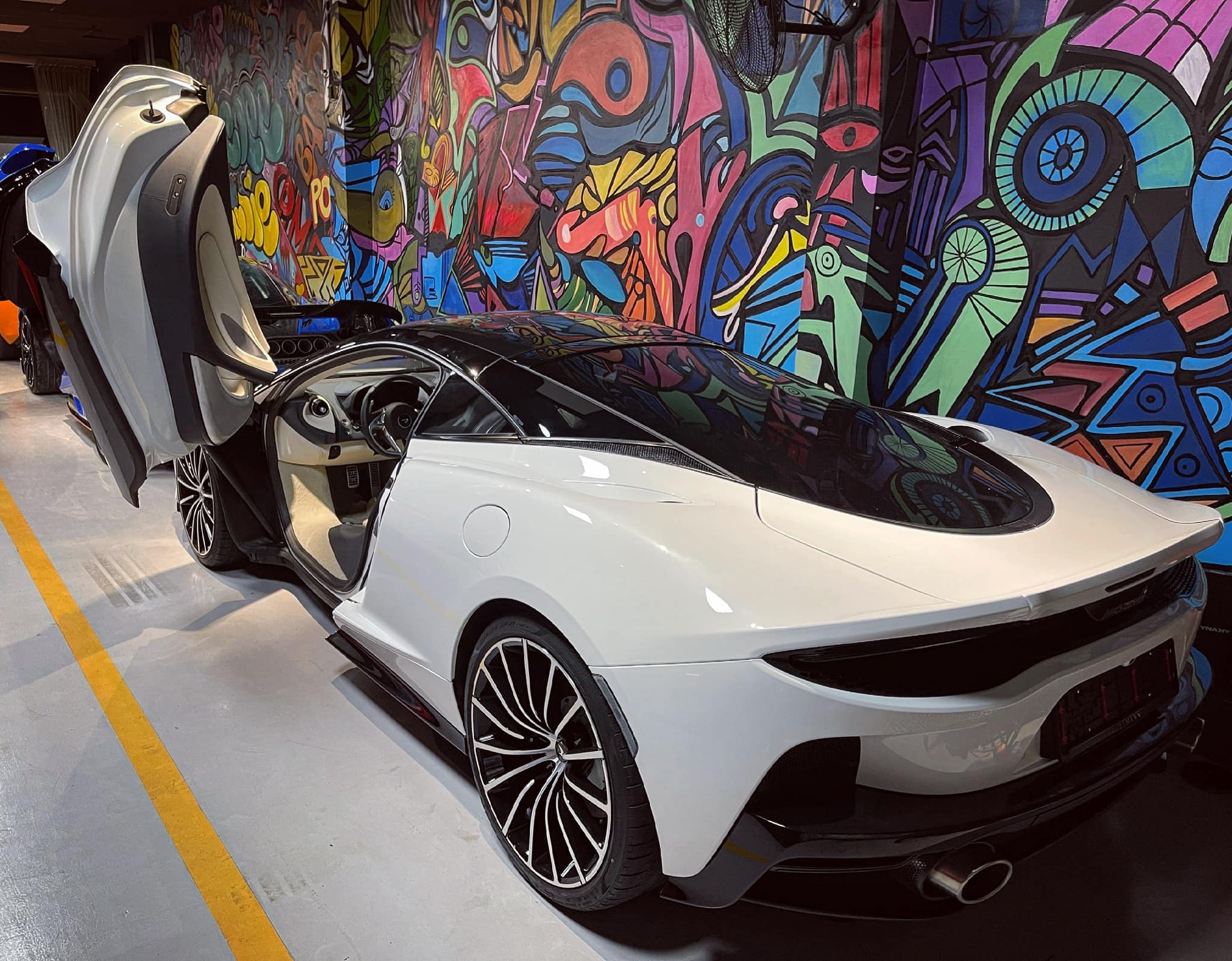 Siêu xe McLaren GT đầu tiên tại Việt Nam ảnh 7 Sieu xe McLaren GT dau tien tai Viet Nam anh 7