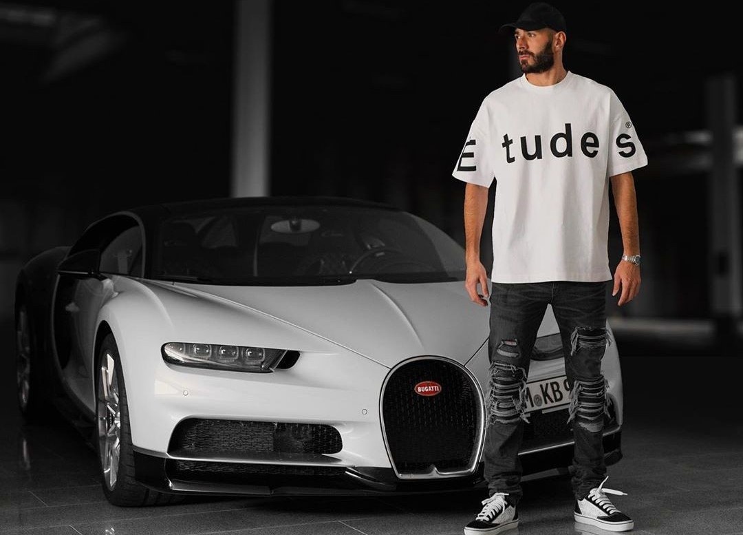 Chu cong tuyen Phap Benzema so huu dan sieu xe khong thua kem Ronaldo hinh anh