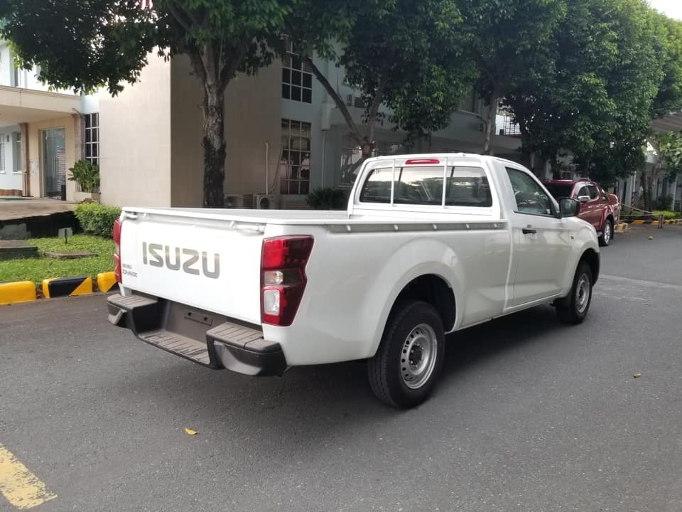 3 mau xe binh dan vua ra mat trong thang 6 anh 10