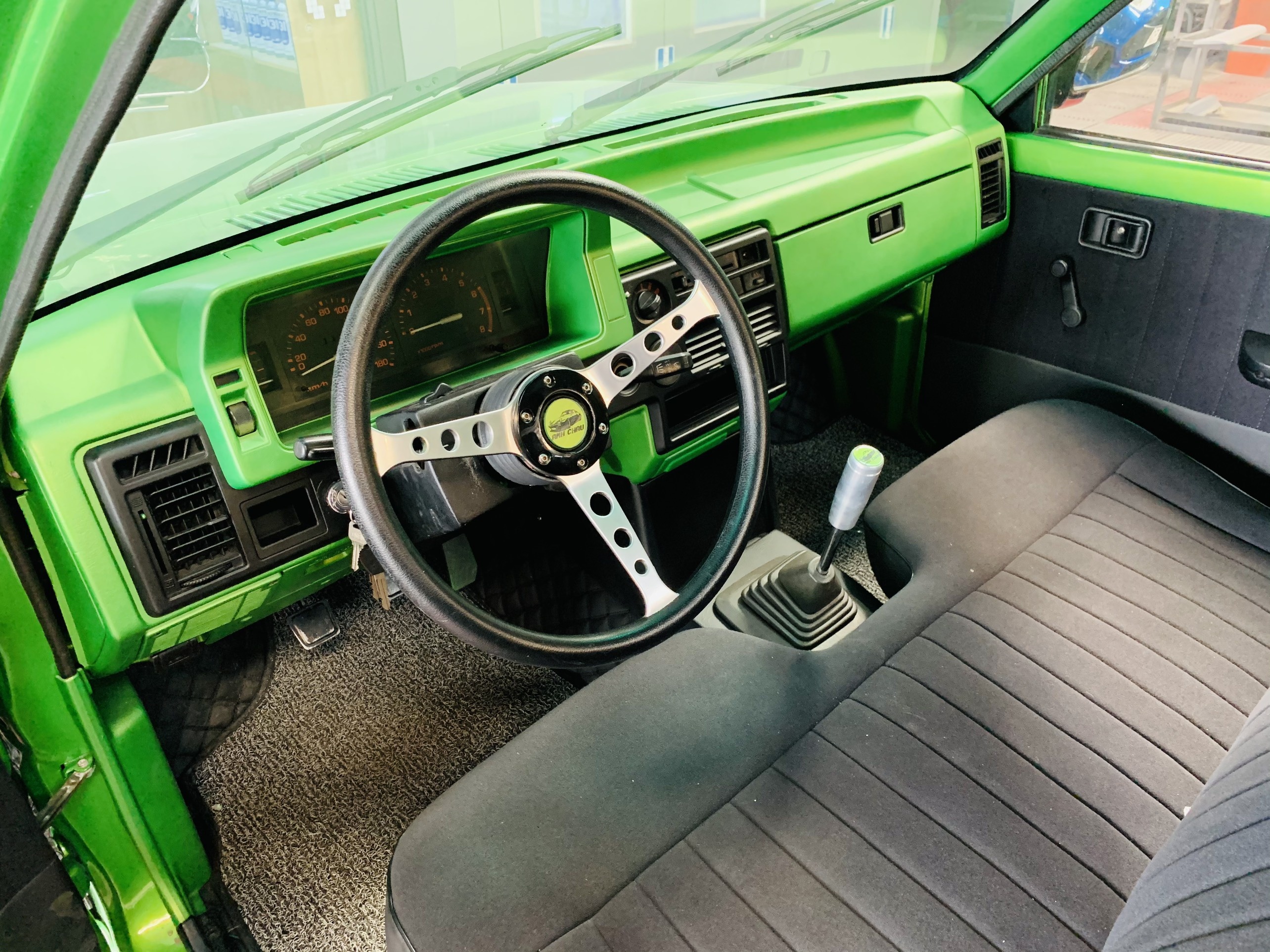 Mẫu bán tải Mazda 30 năm tuổi được độ JDM ảnh 10 Mau ban tai Mazda 30 nam tuoi duoc do JDM anh 10