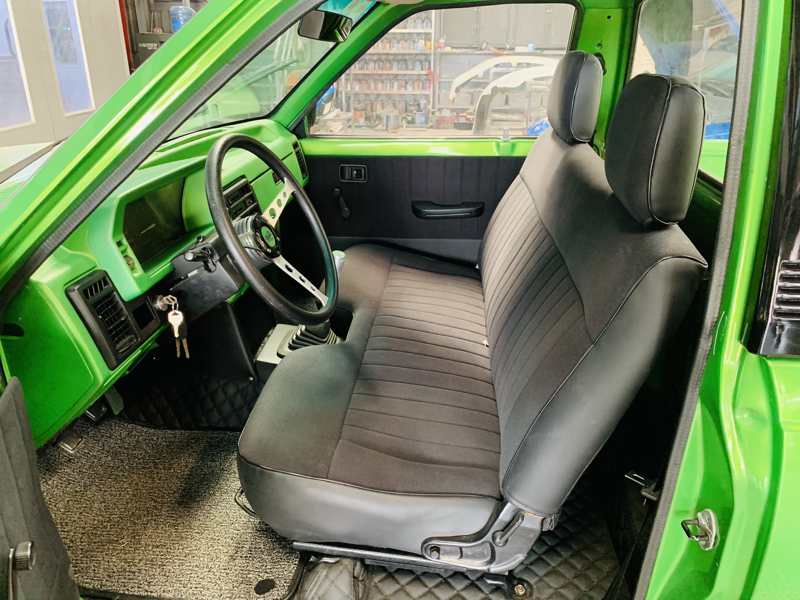 Mẫu bán tải Mazda 30 năm tuổi được độ JDM ảnh 12 Mau ban tai Mazda 30 nam tuoi duoc do JDM anh 12