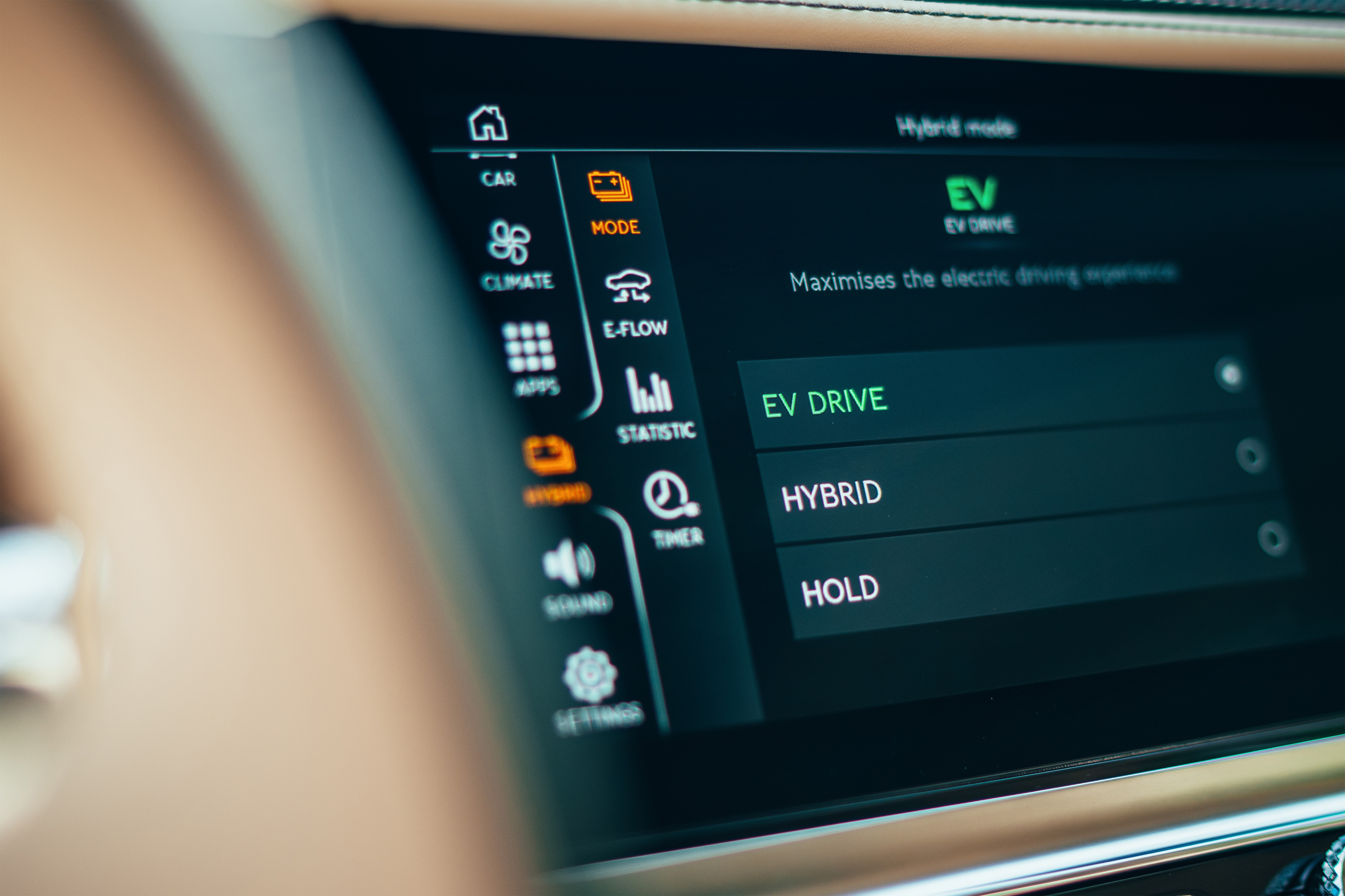 Bentley Flying Spur Hybrid ra mắt ảnh 4 Bentley Flying Spur Hybrid ra mat anh 4