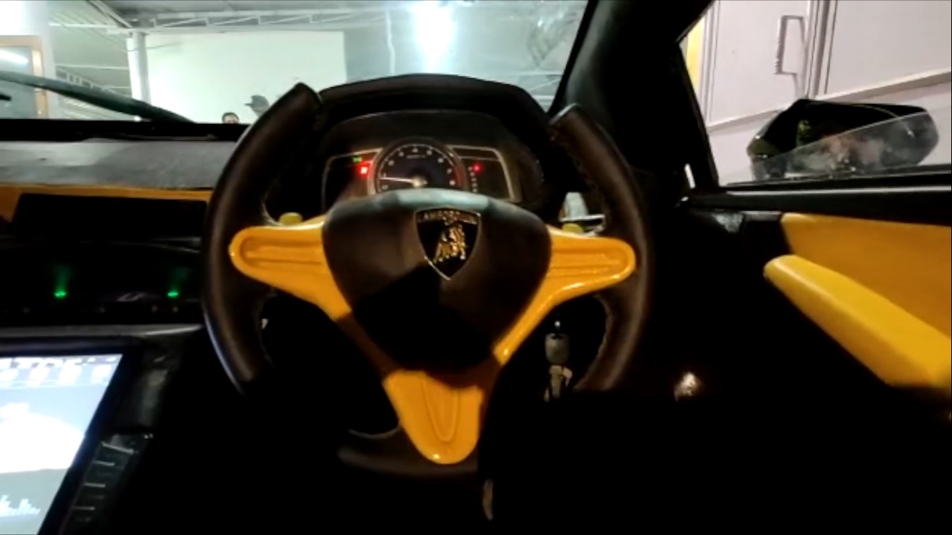 Ban sao Lamborghini Aventador SVJ lam tu Honda Civic anh 6