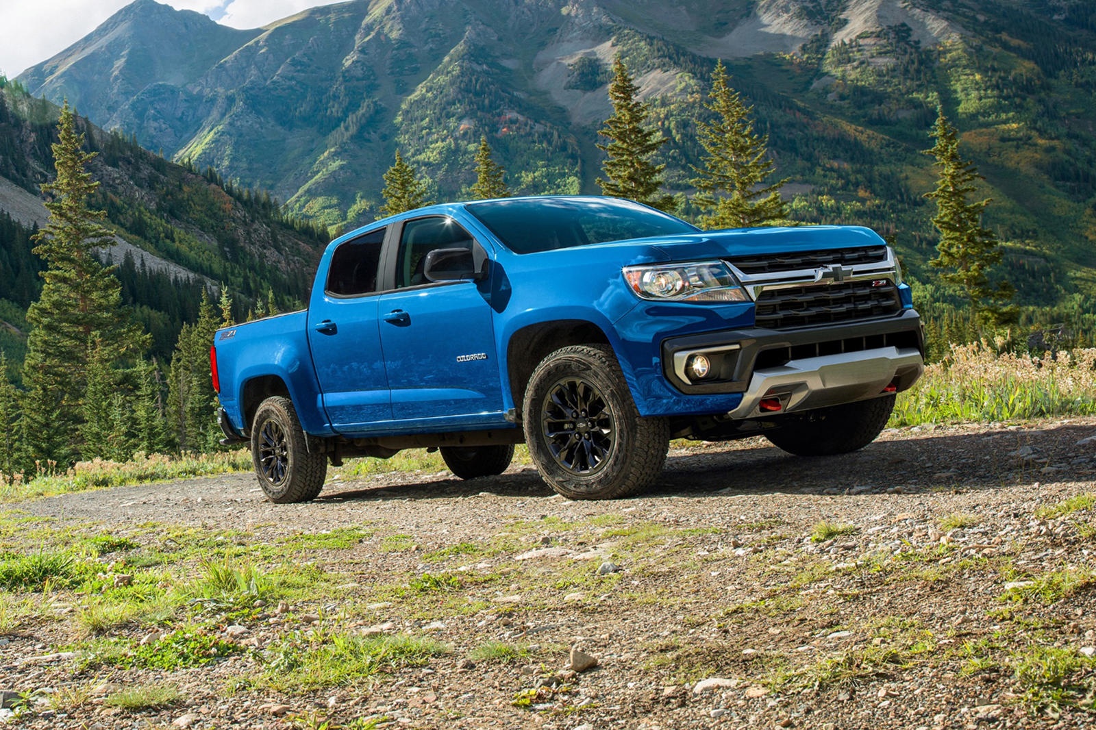 Chevrolet Colorado co them goi nang cap ngoai hinh hinh anh