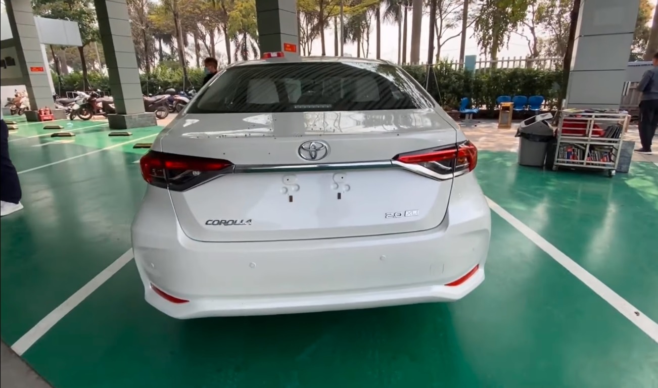 Toyota Corolla Altis 2021 đầu tiên về Việt Nam ảnh 5 Toyota Corolla Altis 2021 dau tien ve Viet Nam anh 5