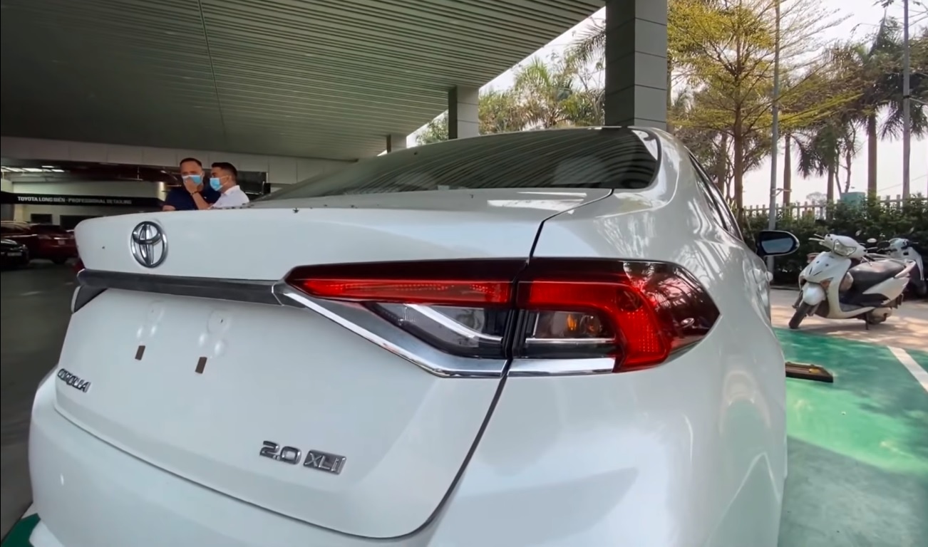Toyota Corolla Altis 2021 đầu tiên về Việt Nam ảnh 4 Toyota Corolla Altis 2021 dau tien ve Viet Nam anh 4