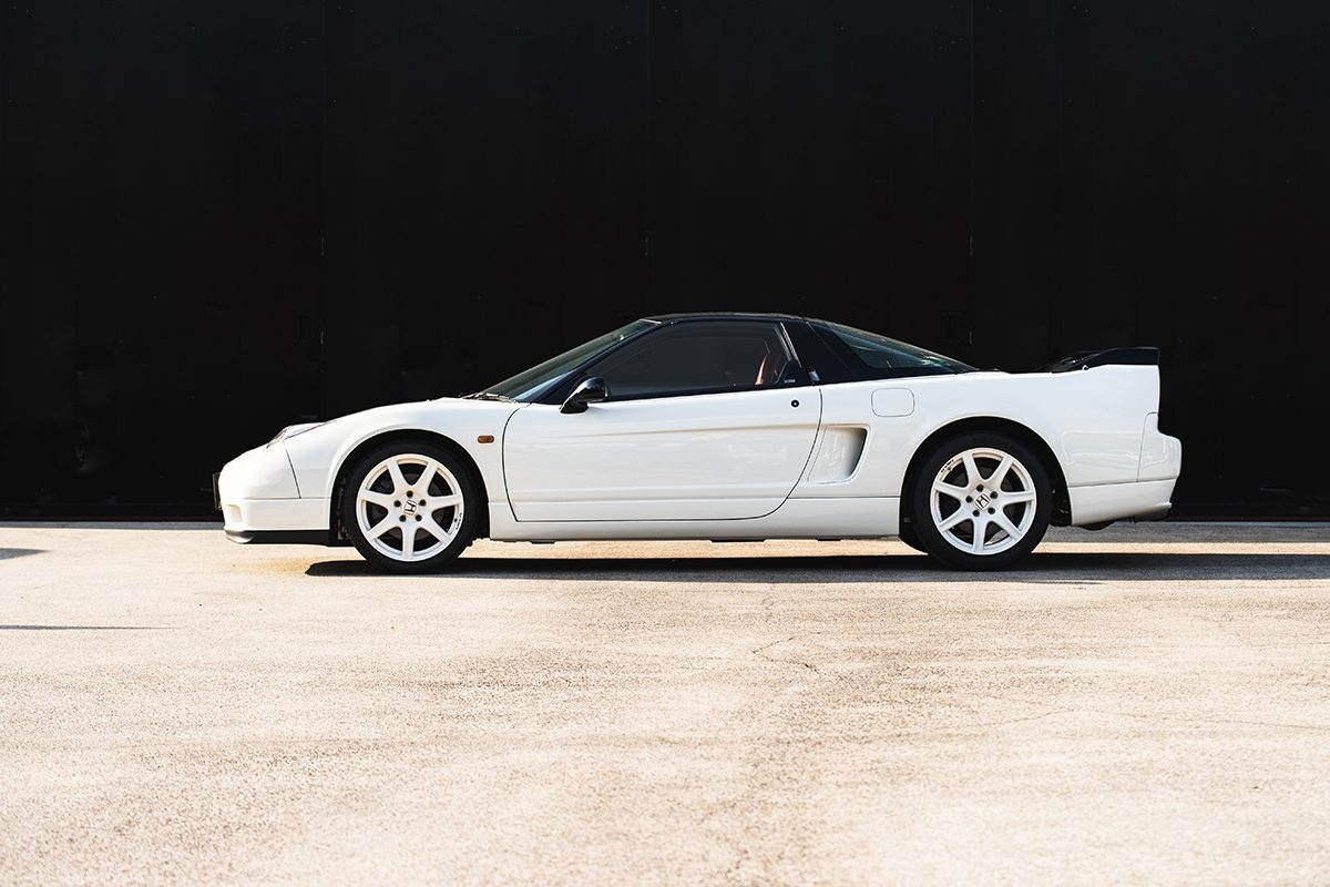 Honda NSX-R doi 2002 duoc rao ban gia tu 408.000 USD anh 7