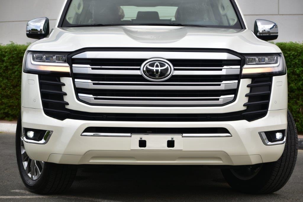 Chi tiet Toyota Land Cruiser 2022 ban cao cap nhat anh 2